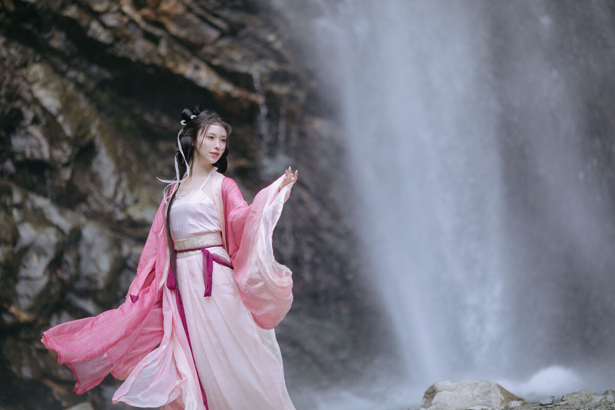 YiTuYu艺图语 Vol.8765 Yi Xiao Zhi Zhi Zhi Zhi