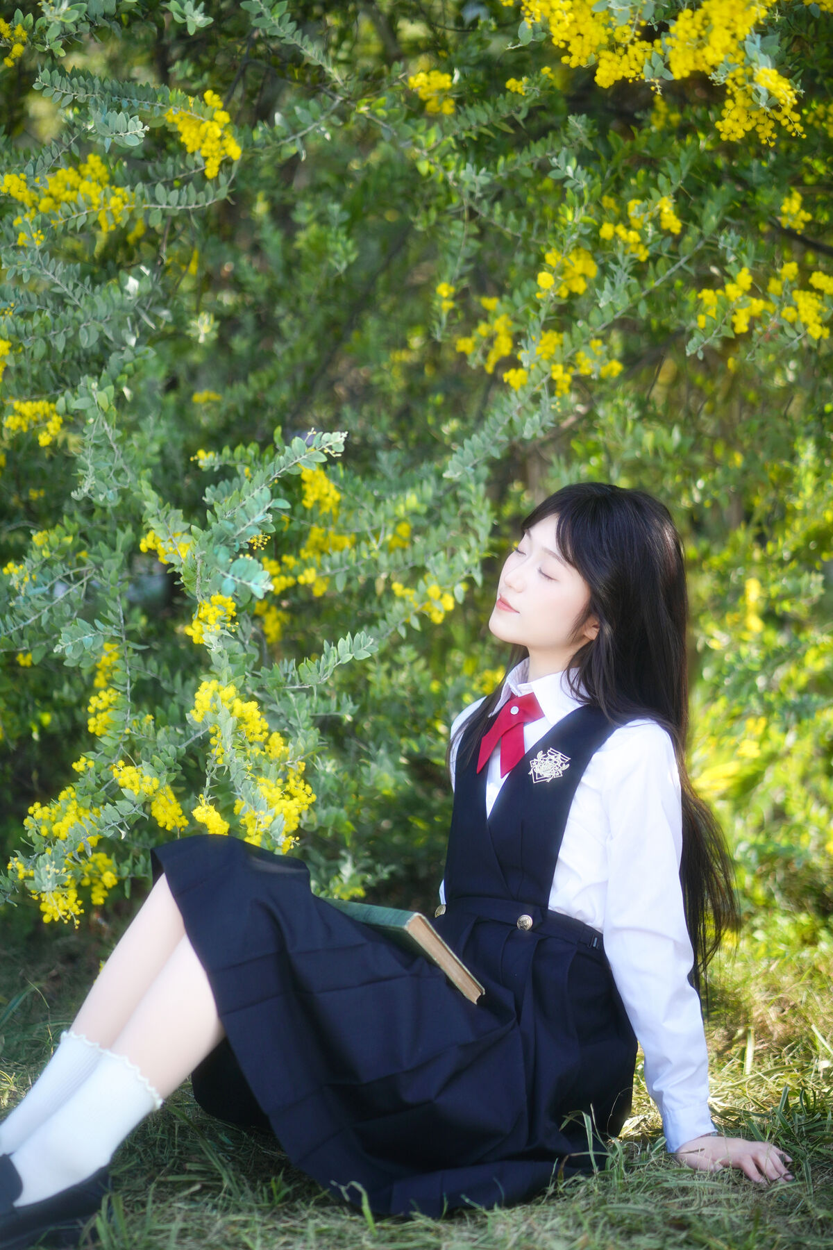 YiTuYu艺图语 Vol.8847 Zi Yu He Dian Tian De Ya