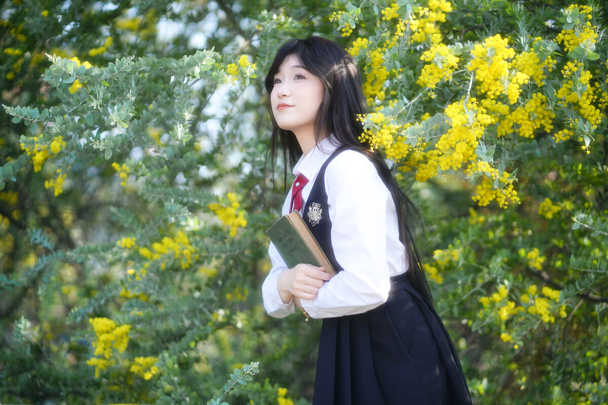 YiTuYu艺图语 Vol.8847 Zi Yu He Dian Tian De Ya