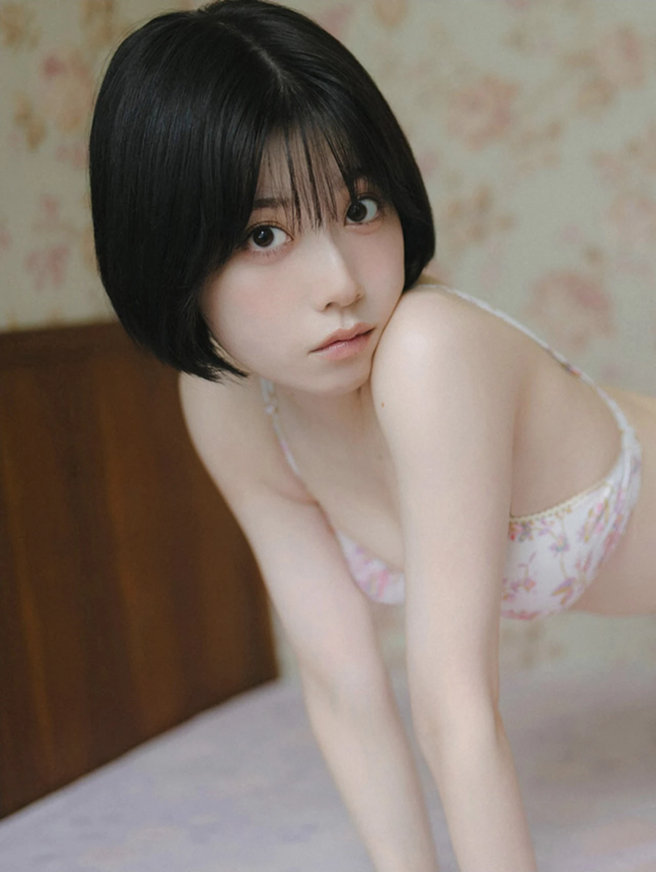 Karin Isobe 礒部花凜, 週プレ＋Special No.342 「かりんとりっぷ」 Set.03