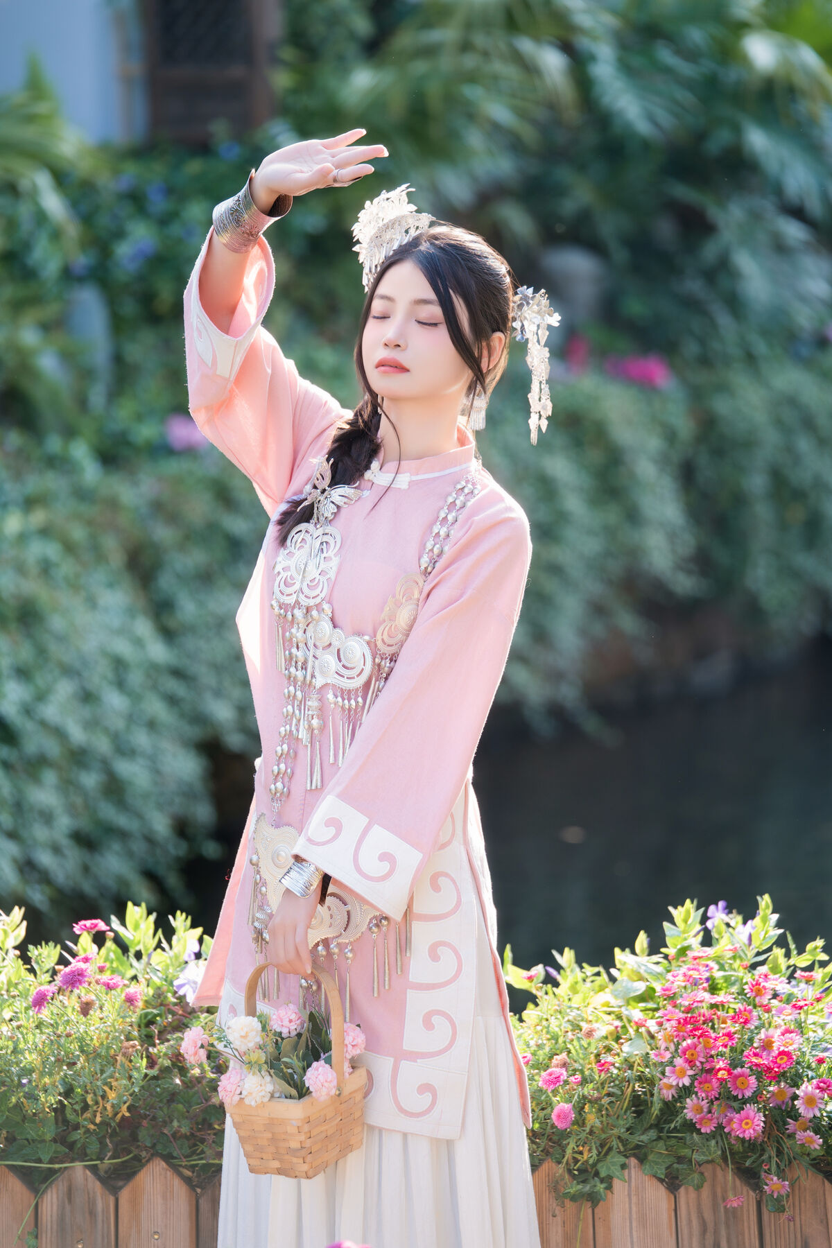 YiTuYu艺图语 Vol.8795 Yang Min Ting