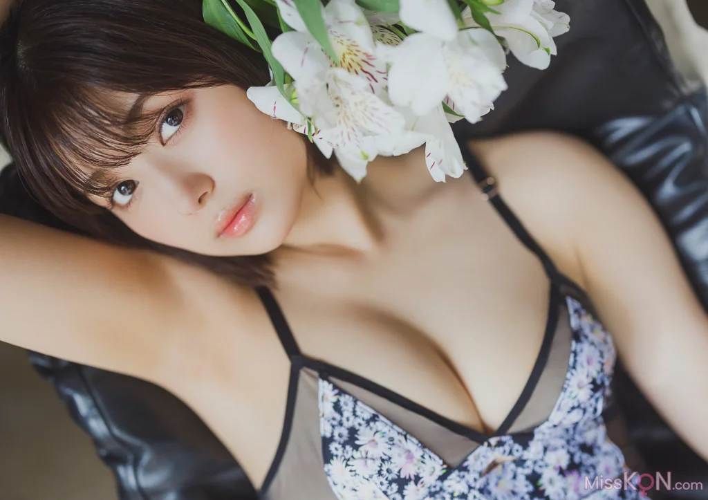 Ruka Kitano (北野瑠華)_『誘惑の華』BOMBデジタル写真集