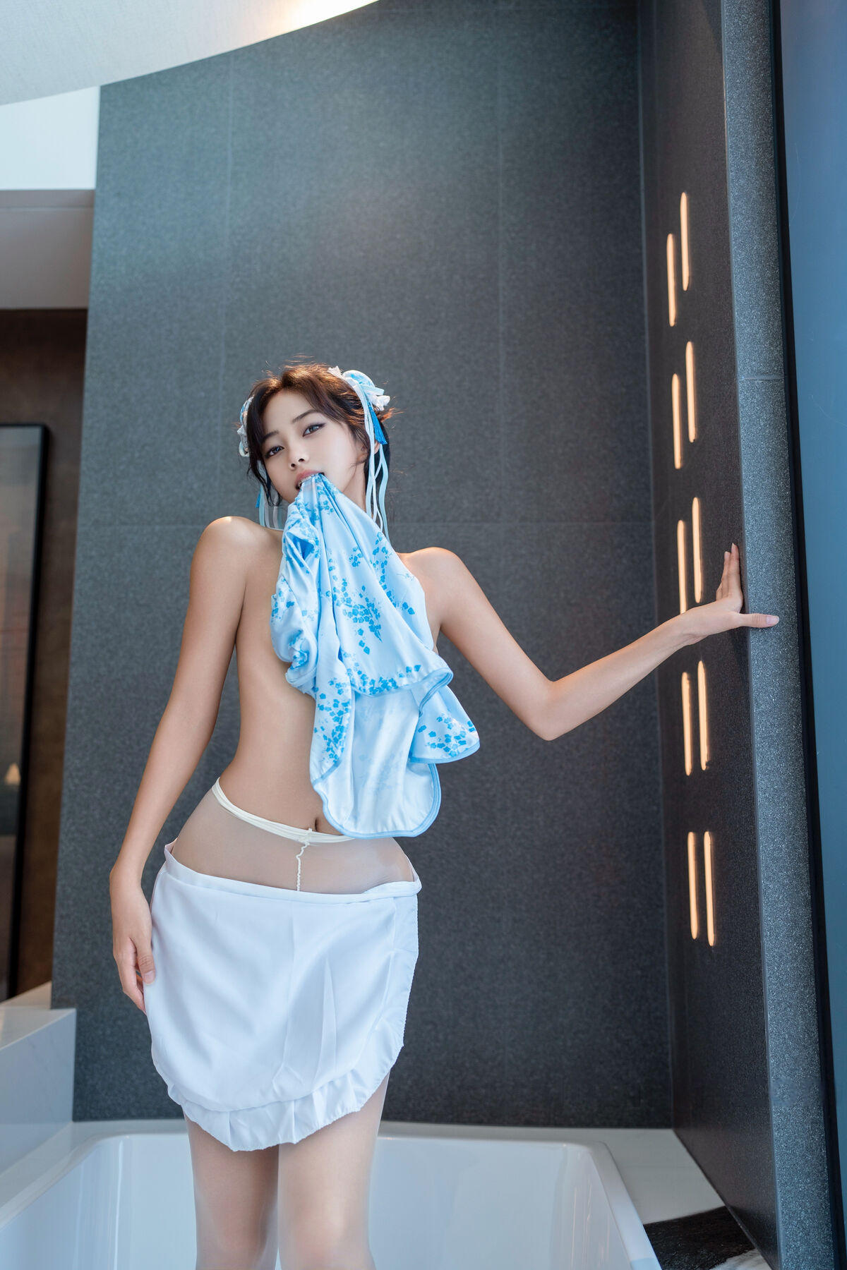 XiuRen秀人网 Uncensored Shi An An 时安安 - R18 秀人网模特 春丽青花瓷