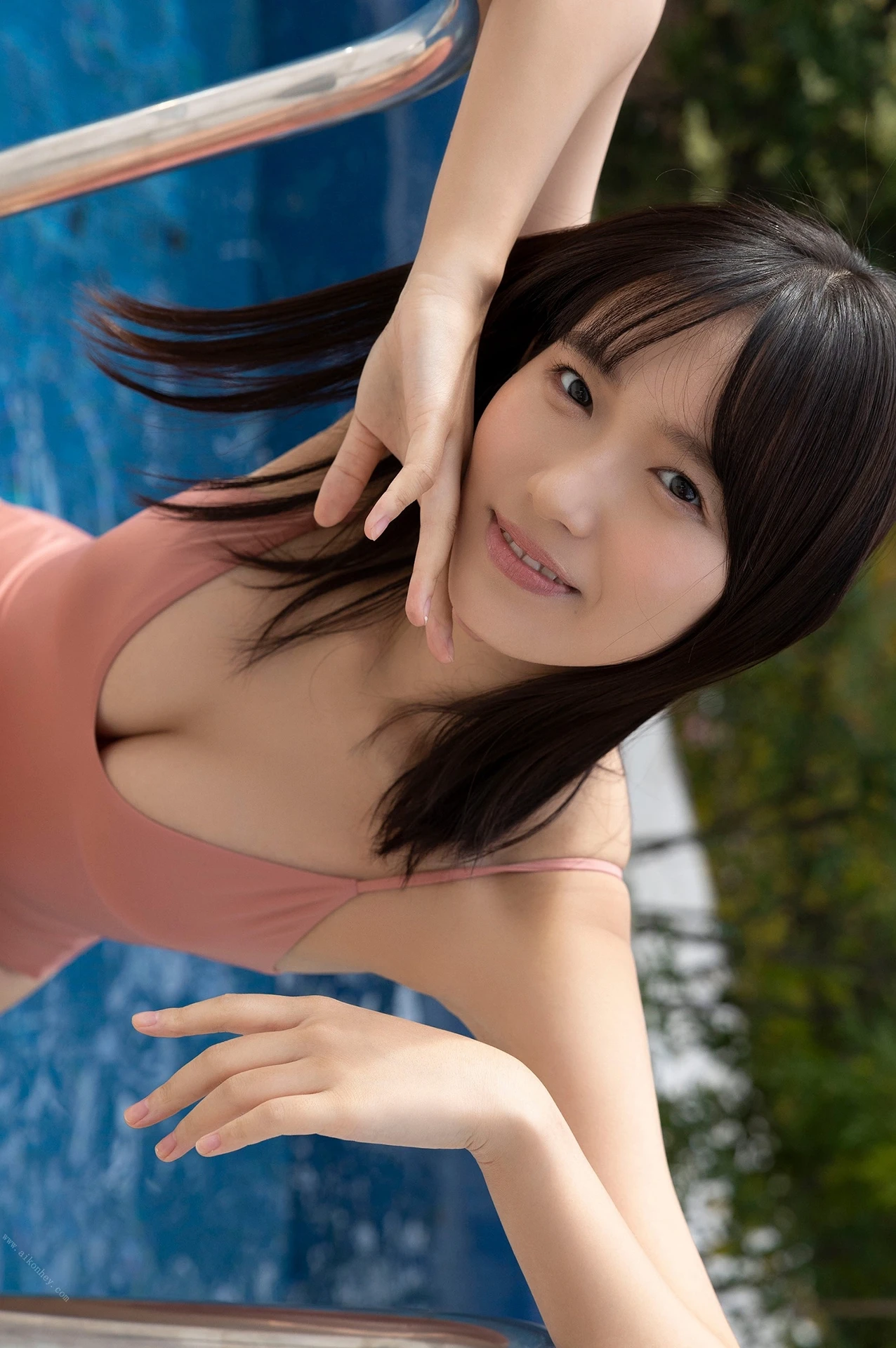 Nene Shida 志田音々, 週刊ポストデジタル写真集 「大人びたキミが眩しくて」 Set.03