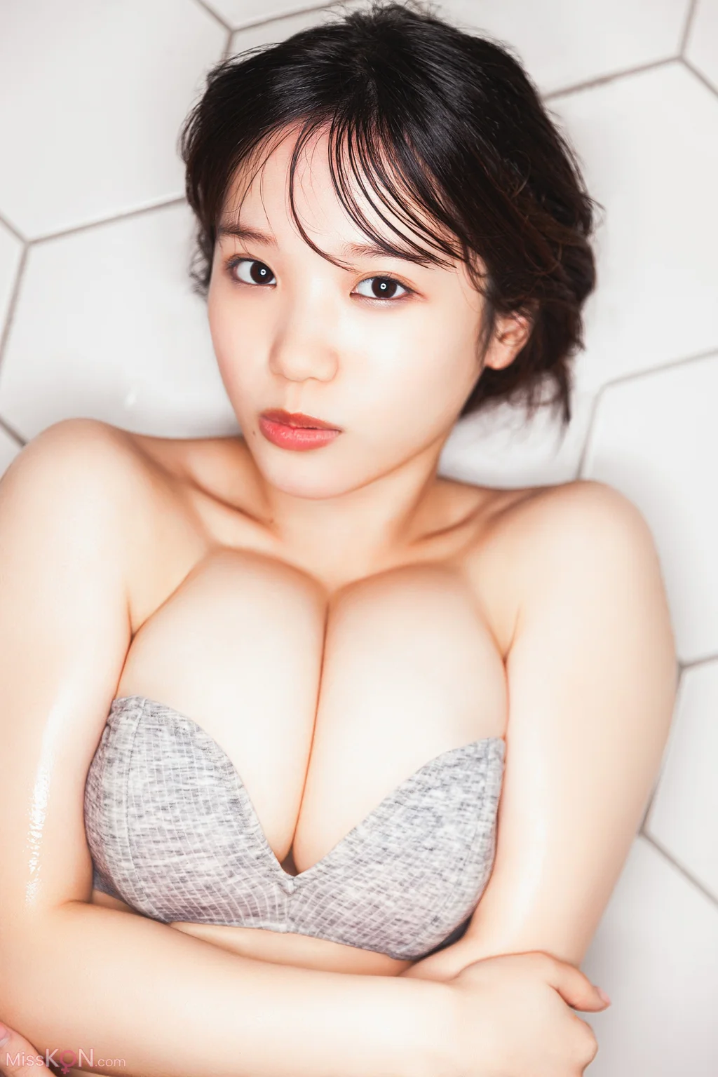 Minami Hori (堀みなみ)_ FRIDAYデジタル写真集 圣なるHカップ Vol.3 オール未公开100ページ完全版