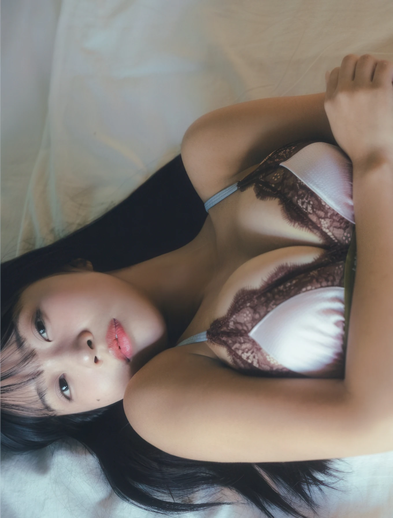 Miyuka Minami 南みゆか, FLASH 2025.12.23 (フラッシュ 2025年12月23日号)