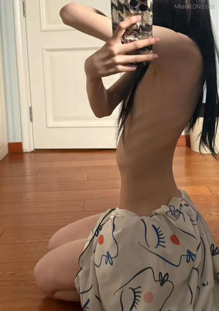 roo8888s(妮子)_ 抖音超美反差博主 颜值和身材确实顶
