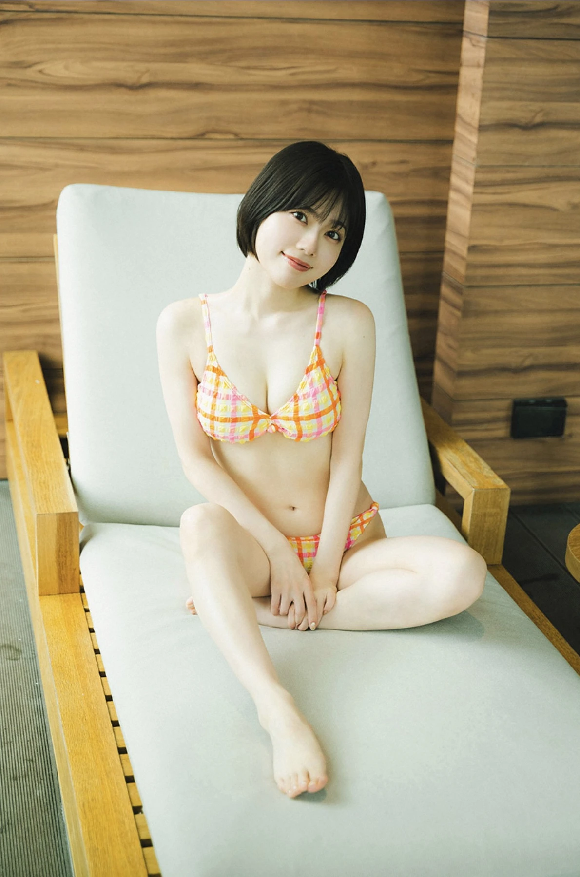 Karin Isobe 礒部花凜, 週プレ＋Special No.342 「かりんとりっぷ」 Set.01