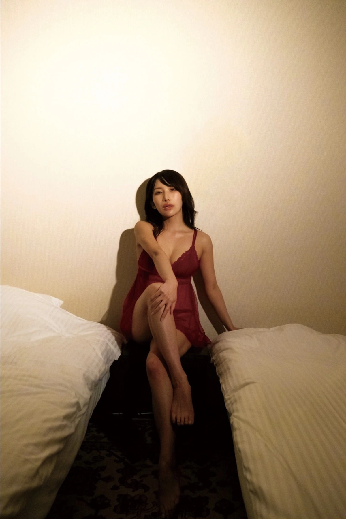 Arisa Kotoi 琴井ありさ, デジタル写真集 『琴井に恋と _ 真紅と夜明けの完全版』 Set.02 21 Arisa Kotoi 琴井ありさ, デジタル写真集 『琴井に恋と _ 真紅と夜明けの完全版』 Set.02