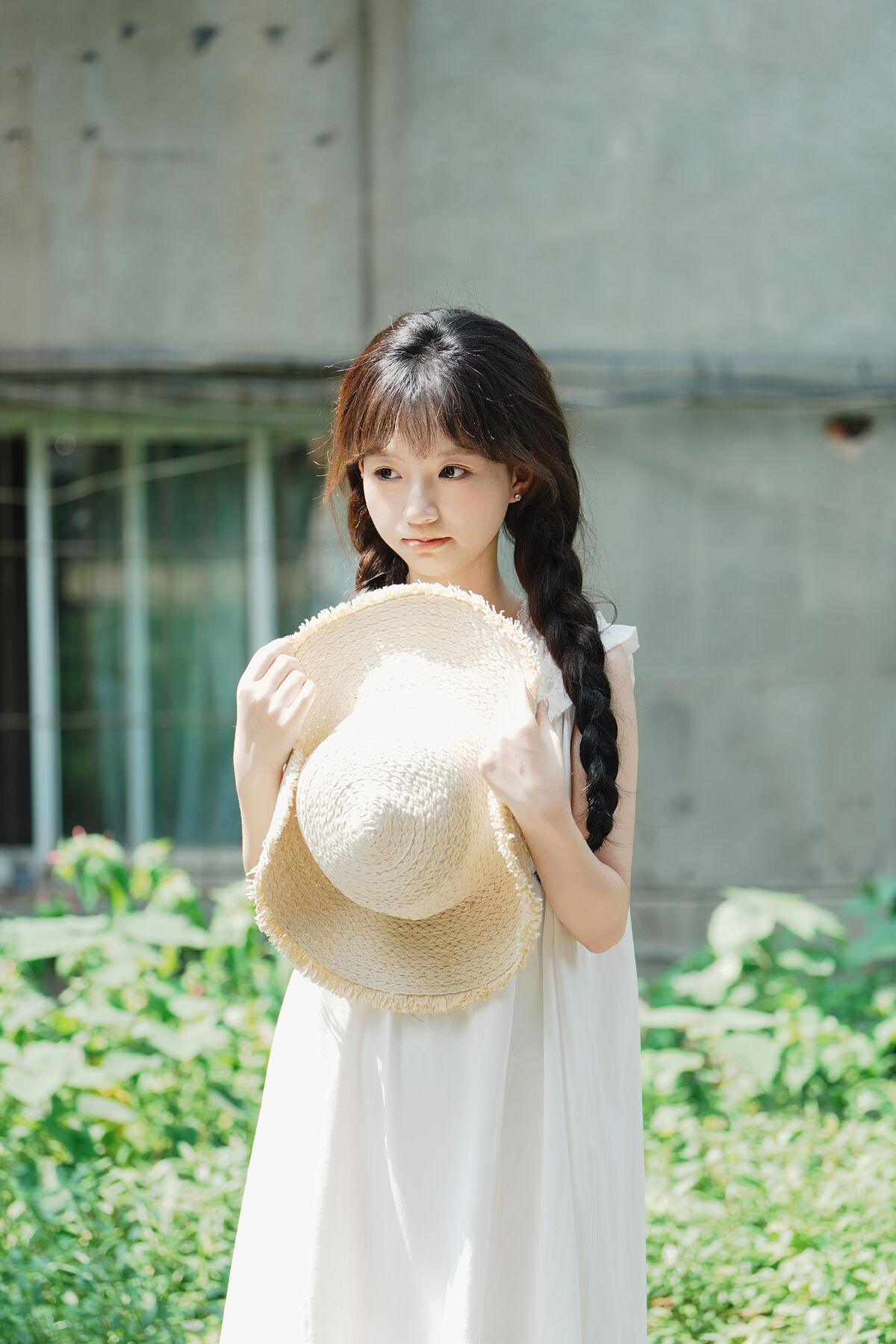 YiTuYu艺图语 Vol.8726 Qi E Luo Bo Guai