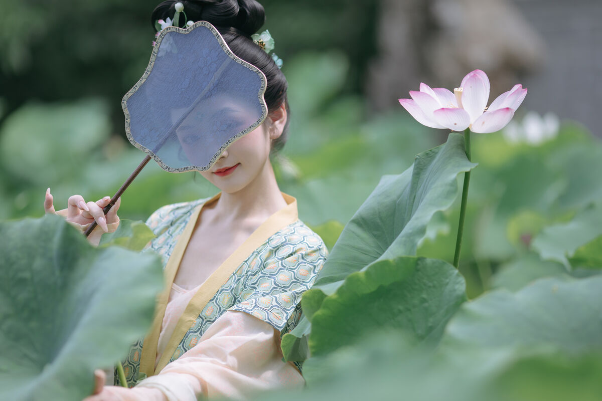 YiTuYu艺图语 Vol.8730 Chi Yan Zai Zhe Li