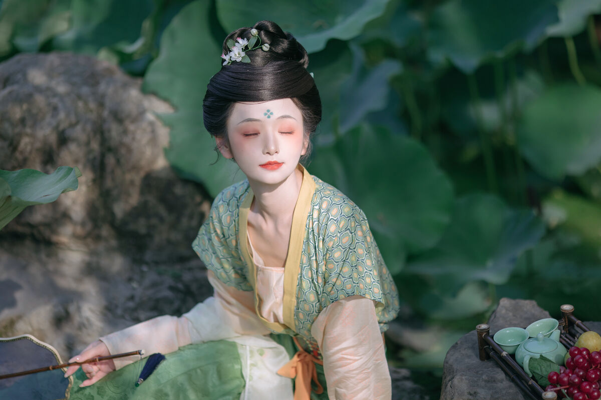 YiTuYu艺图语 Vol.8730 Chi Yan Zai Zhe Li