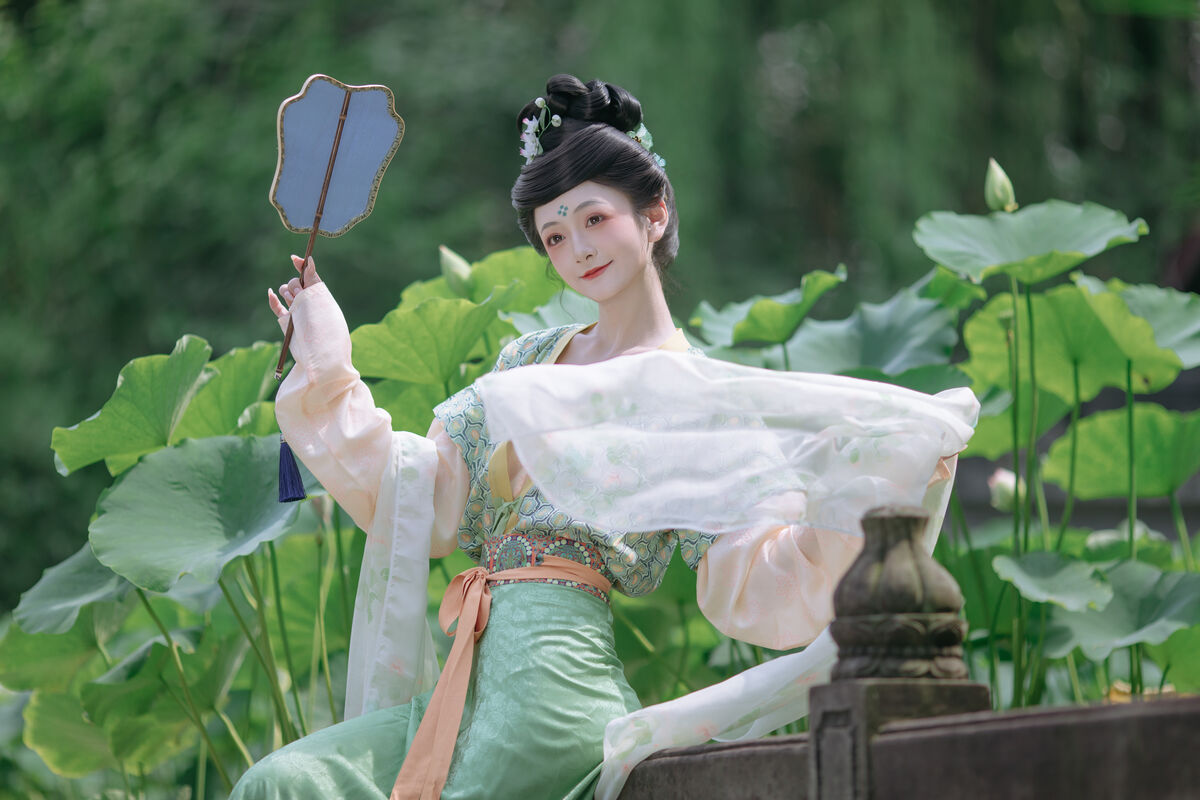 YiTuYu艺图语 Vol.8730 Chi Yan Zai Zhe Li