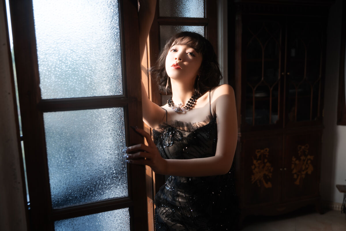 YiTuYu艺图语 Vol.8835 Yi Ming