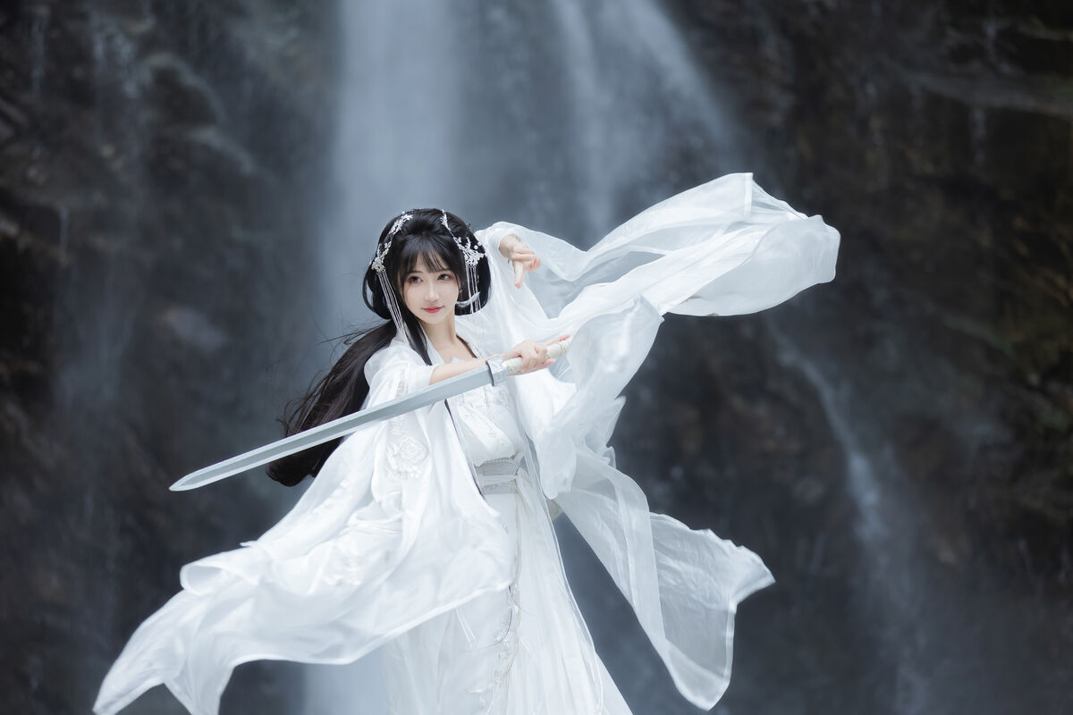 YiTuYu艺图语 Vol.8732 Qi Luo Sheng De Xiao Su Su