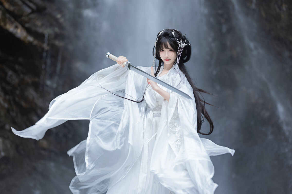 YiTuYu艺图语 Vol.8732 Qi Luo Sheng De Xiao Su Su