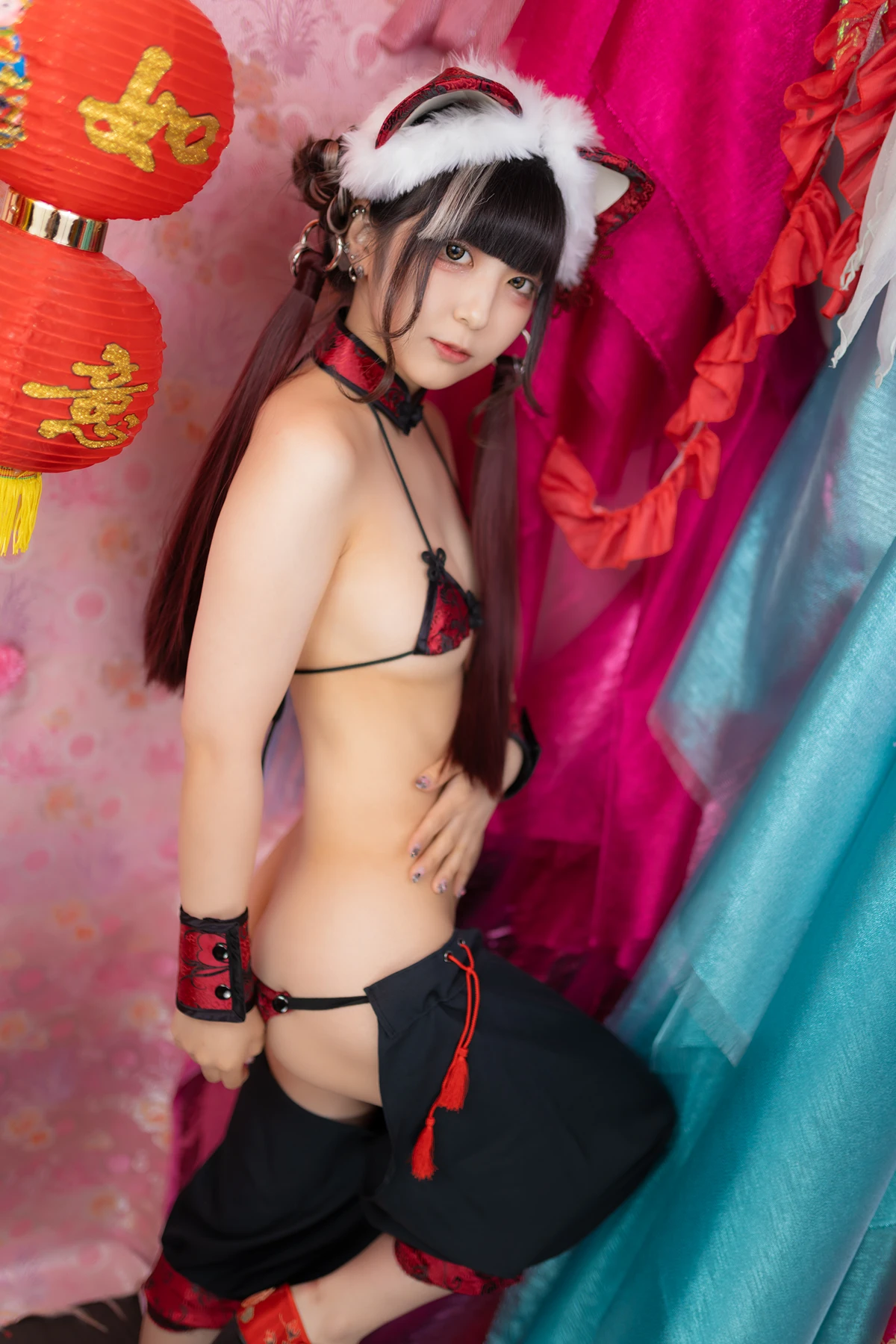 Ai Takanashi 高梨あい, 写真集 「Nothing Colored 02」 Set.02