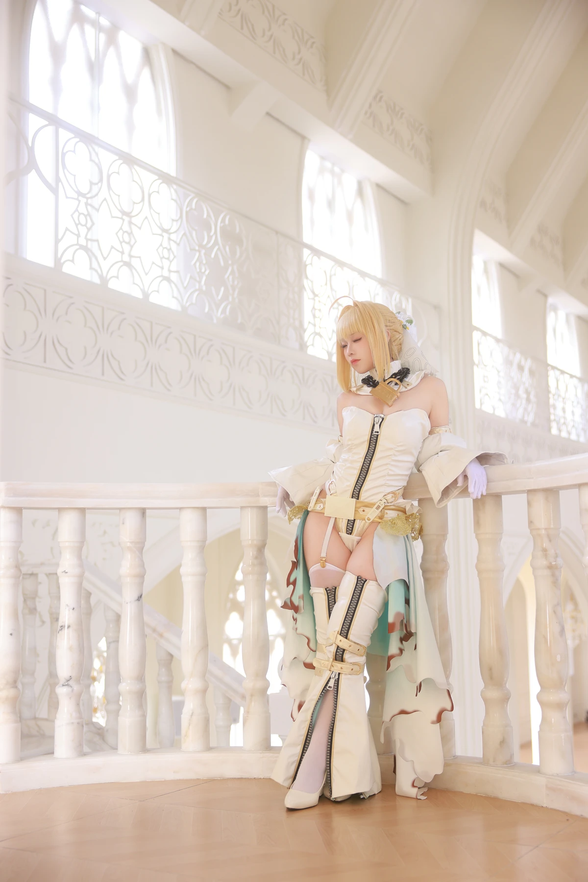 Cosplay G44不会受伤 – 尼禄花嫁
