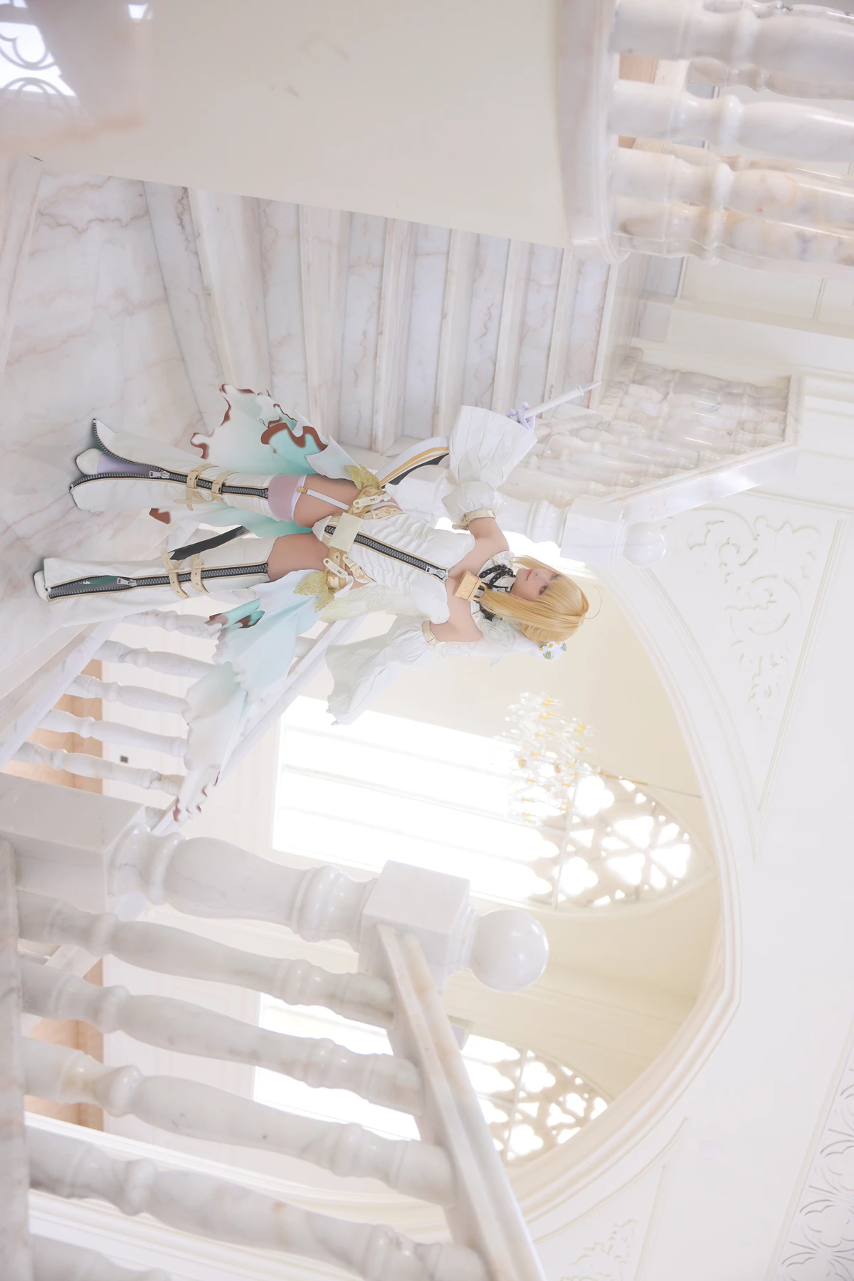 Cosplay G44不会受伤 – 尼禄花嫁