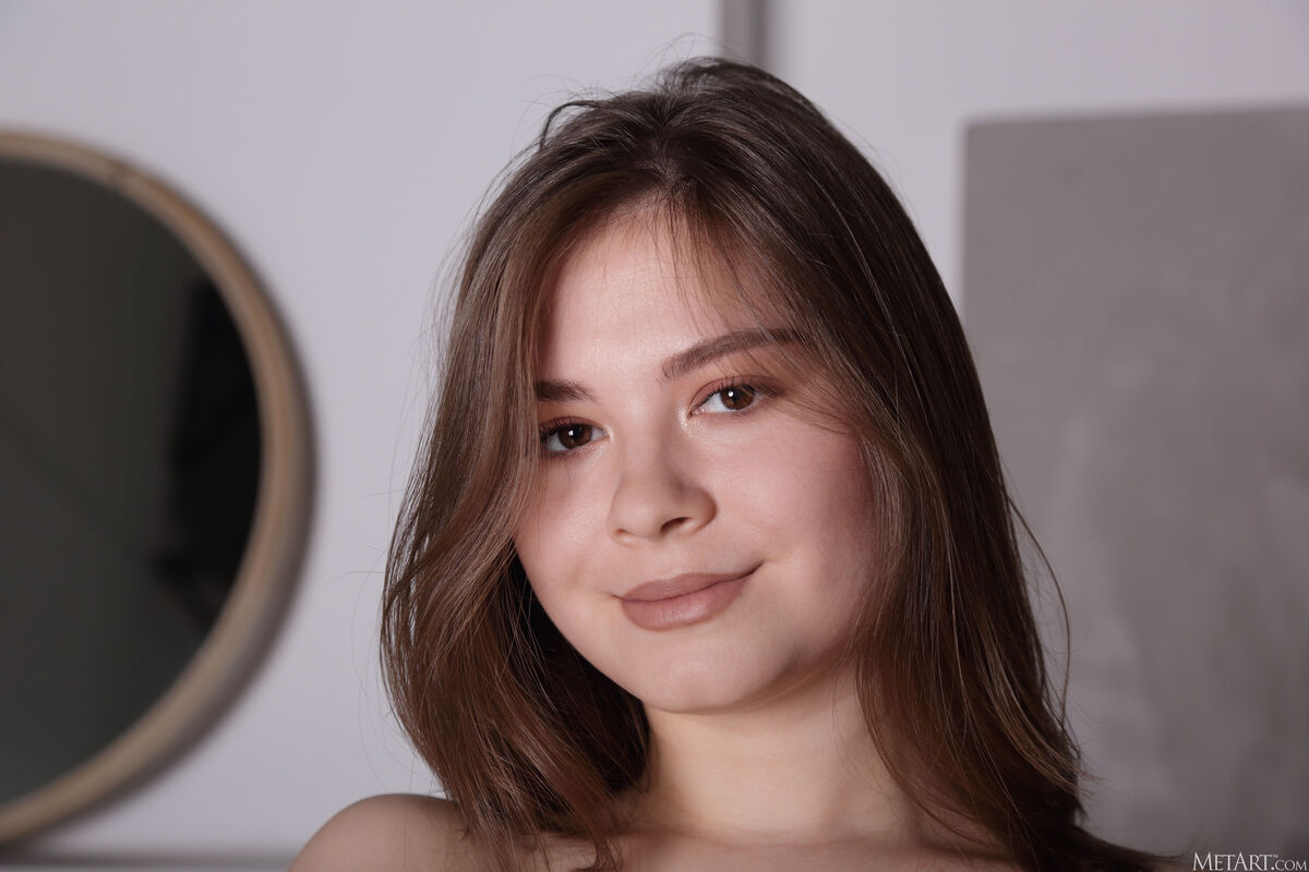 MetArt Kira Rami - Chandelier Glow Part02