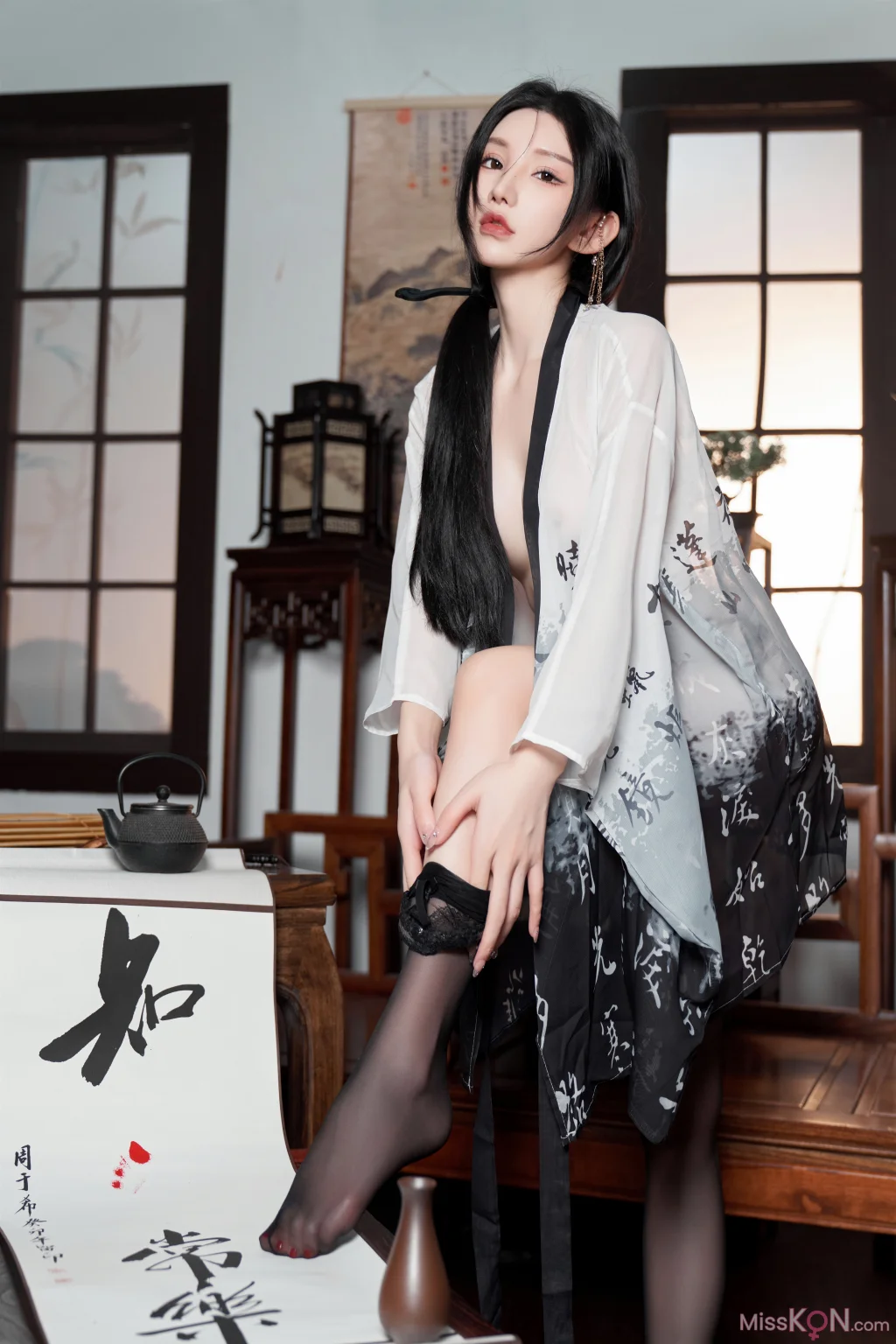 [内购无水印] Zhou Yuxi (周于希)_ 秀人网模特 铃铛血滴子