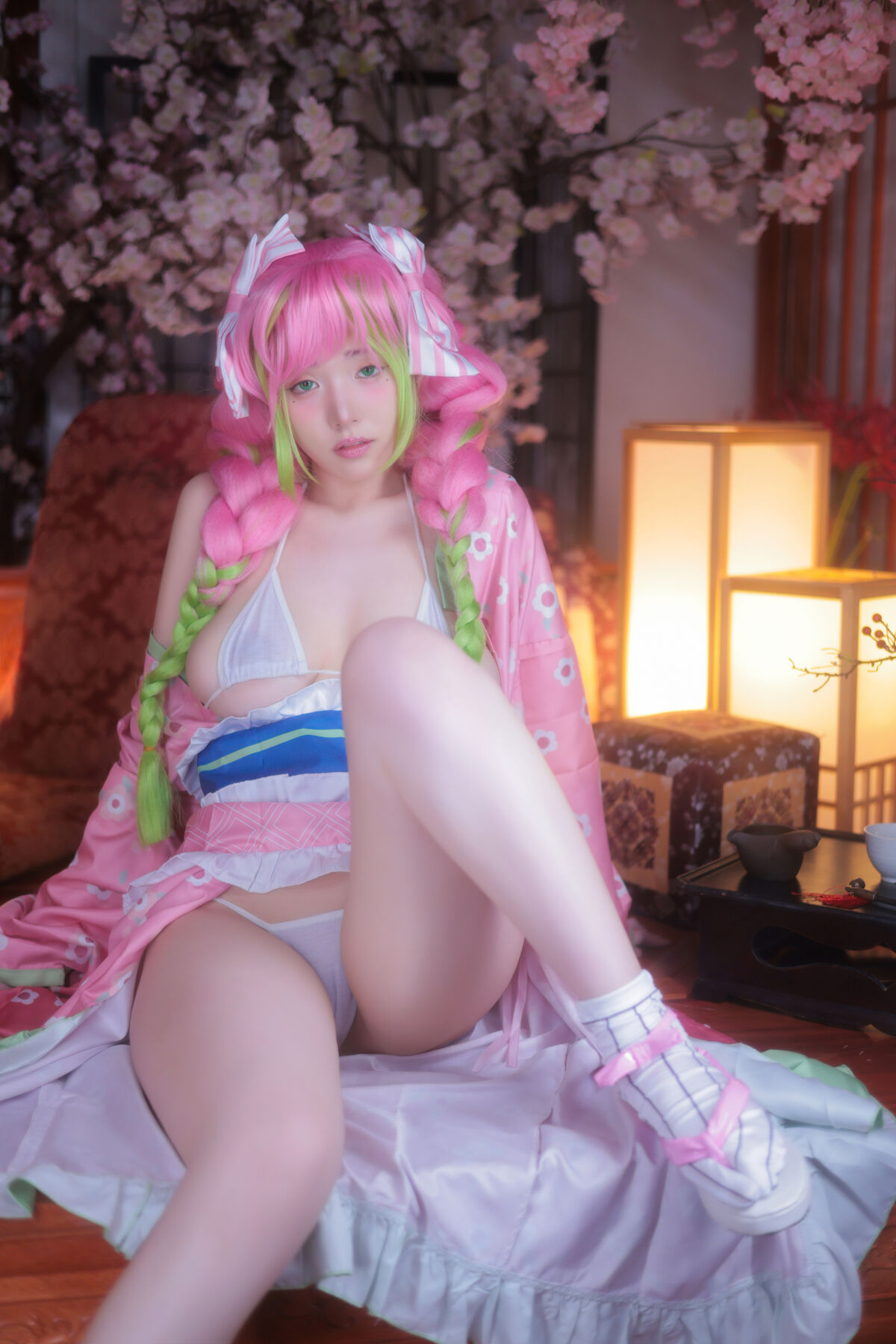 Yeon Woo 연우 - MITSURI Part01