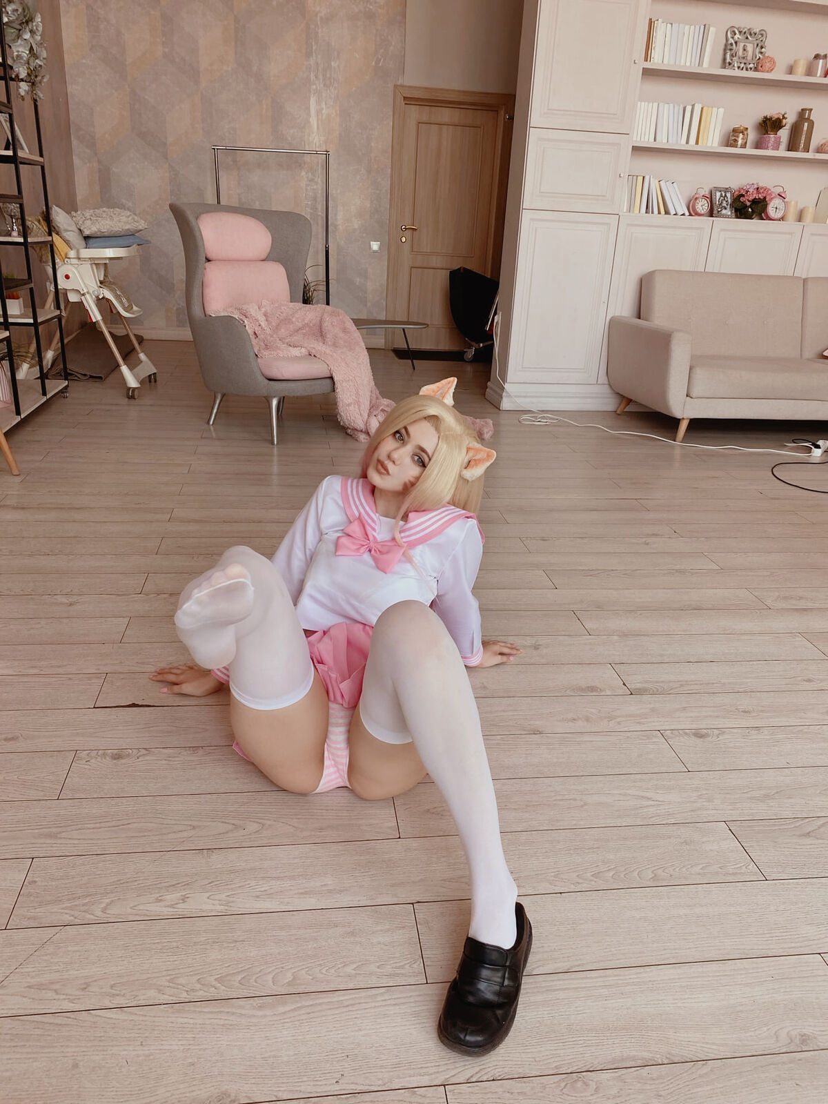 Coser@Alina Becker - Ahri Schoolgirl Part02