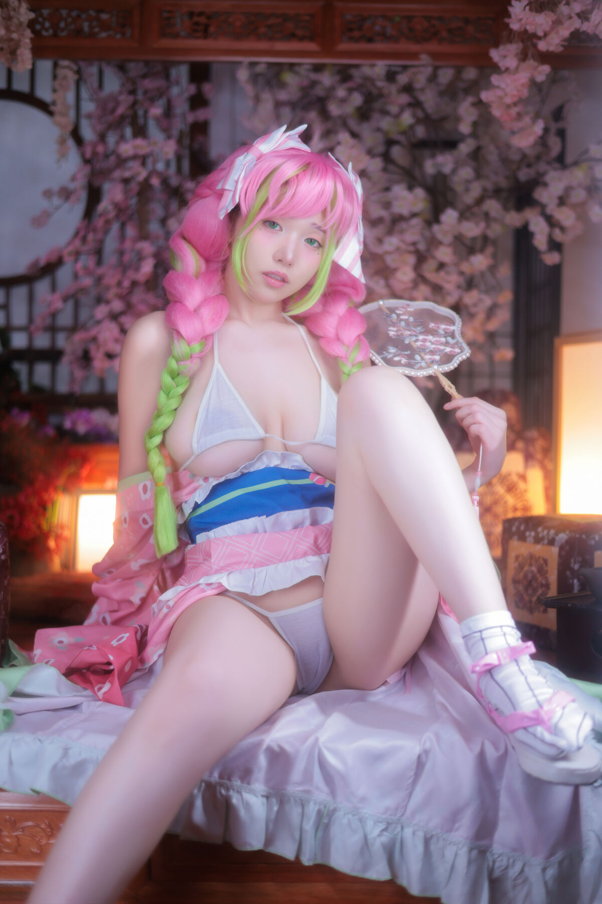 Yeon Woo 연우 - MITSURI Part02