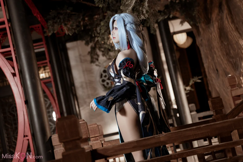 Coser@虎森森_ 原神 申鹤 冷花幽露