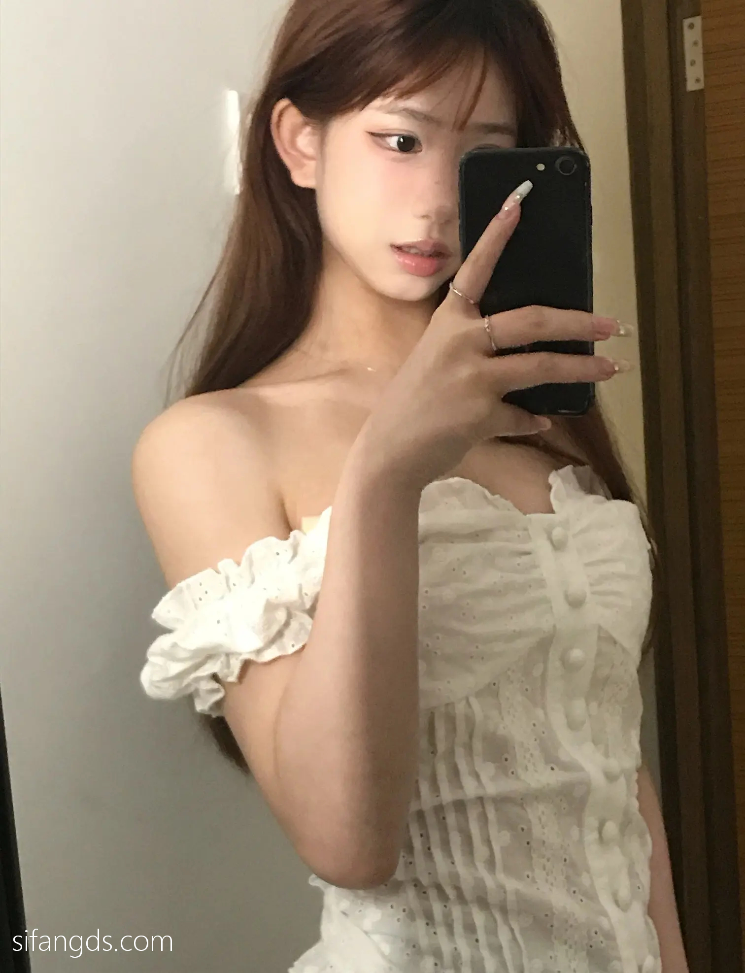 抖音反差女神『宥子oct9』最新定制道具自慰，风骚气质高挑身材男人看了就想侵犯穷人女神富人玩物精盆