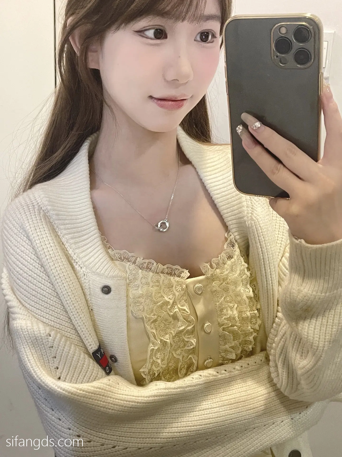 抖音反差女神『宥子oct9』最新定制道具自慰，风骚气质高挑身材男人看了就想侵犯穷人女神富人玩物精盆