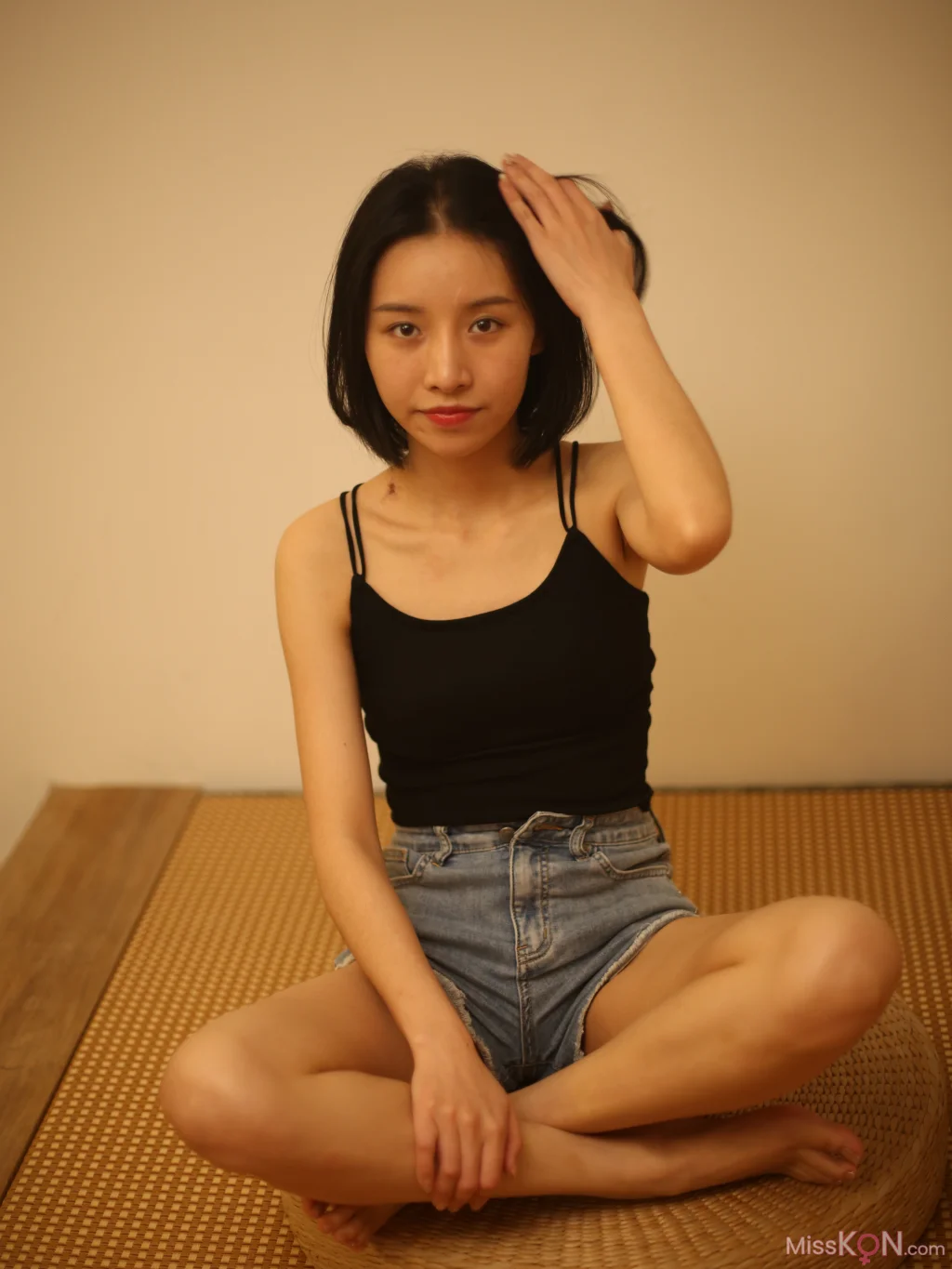 [Private Photoshoot] 梦梦_ 极品长腿御姐 全尺度私拍