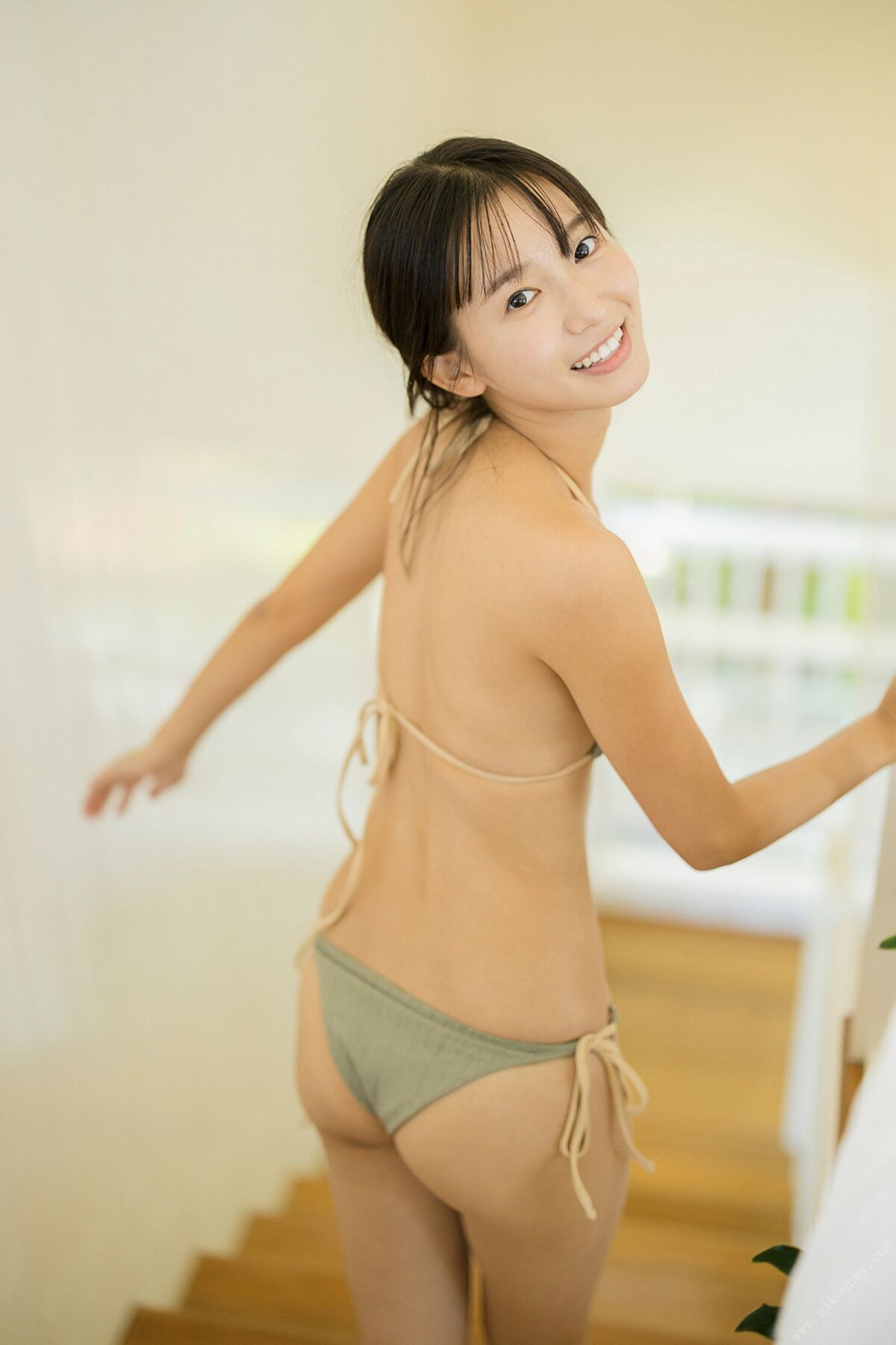 Shida Nene 志田音々 - 週刊ポストデジタル写真集 ハワイのねねまるホリデー Part02