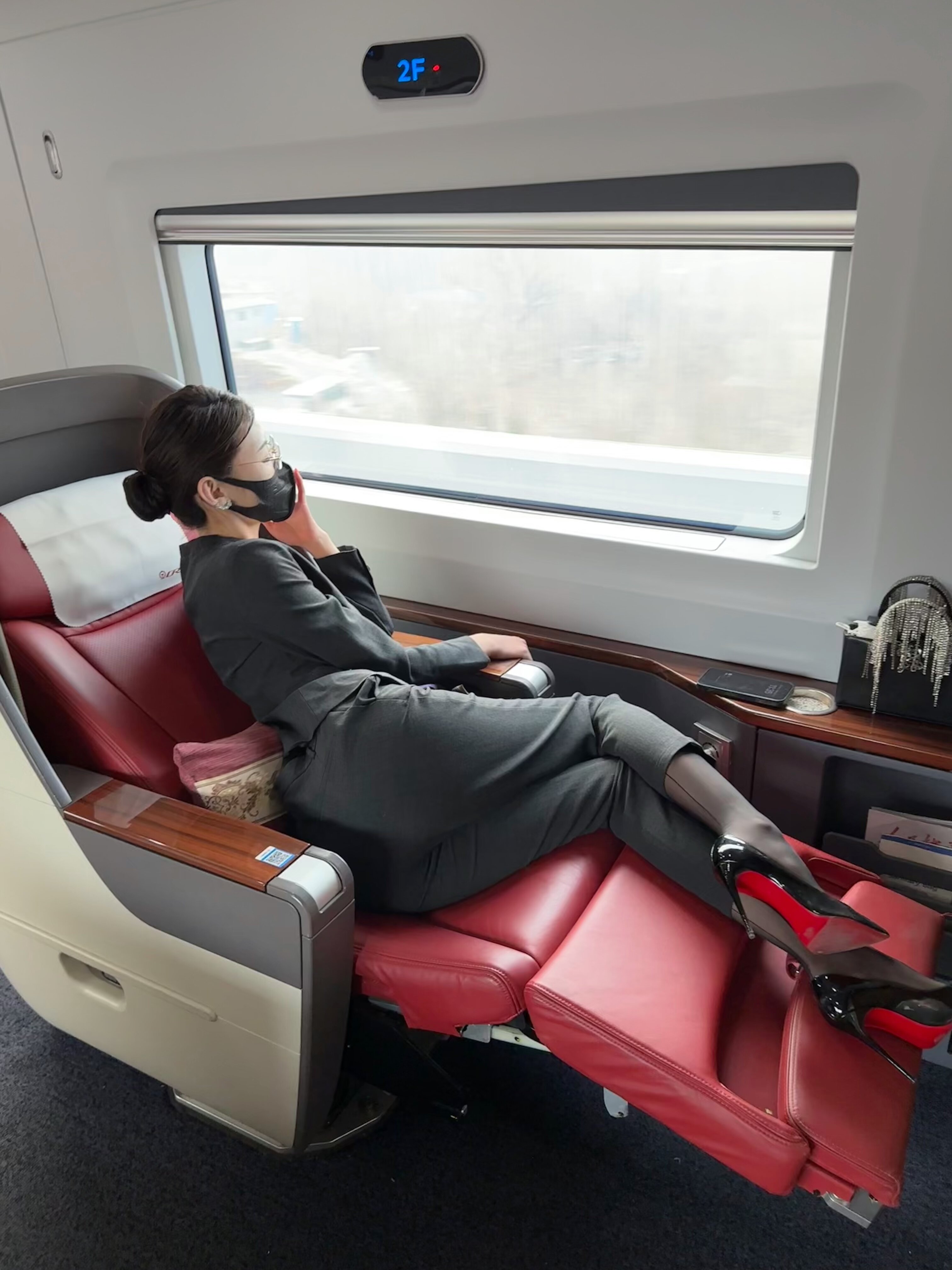 脸红Dearie_ 微密圈动铁艳女