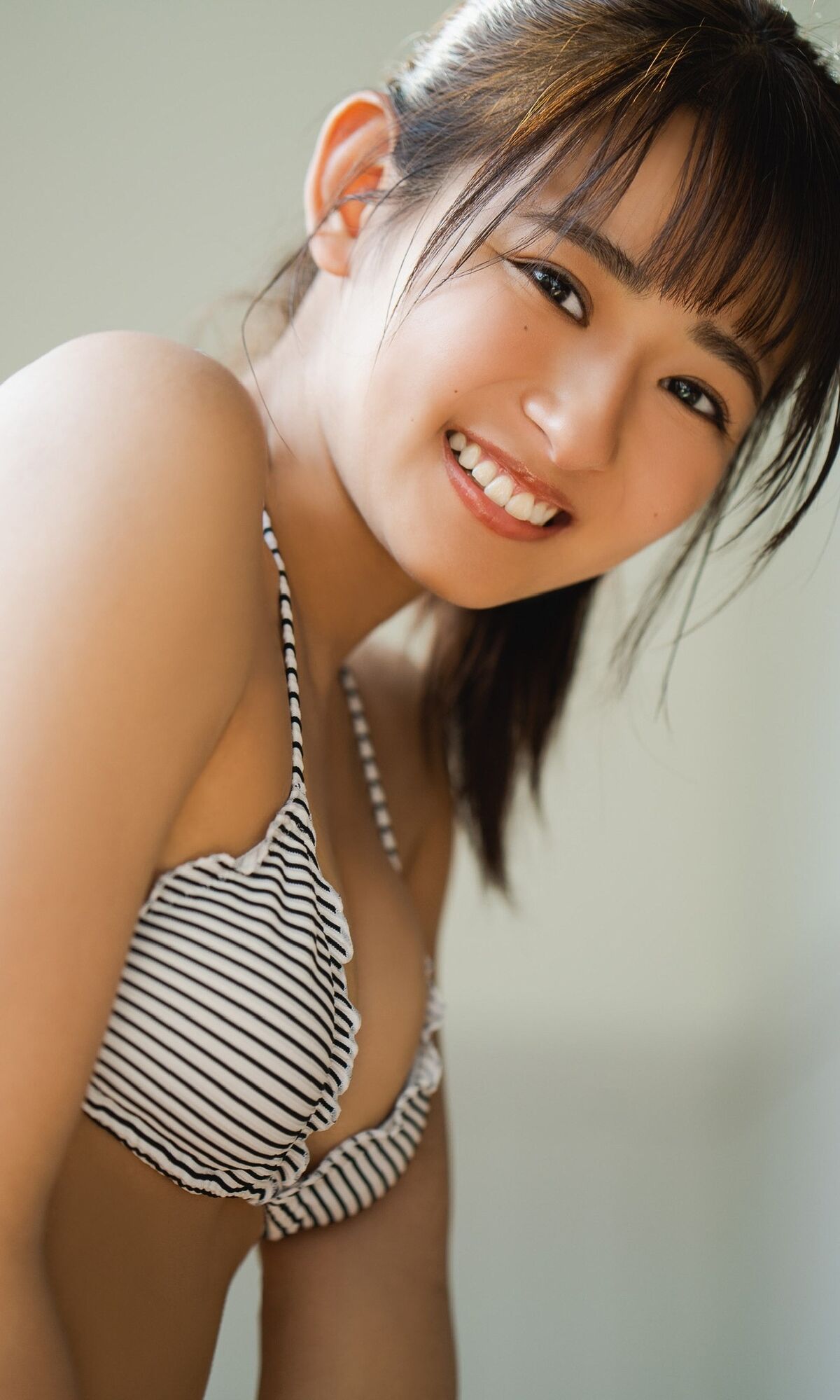 Sumipon すみぽん - デジタル限定 高倉菫写真集トラベリング 週プレ PHOTO BOOK