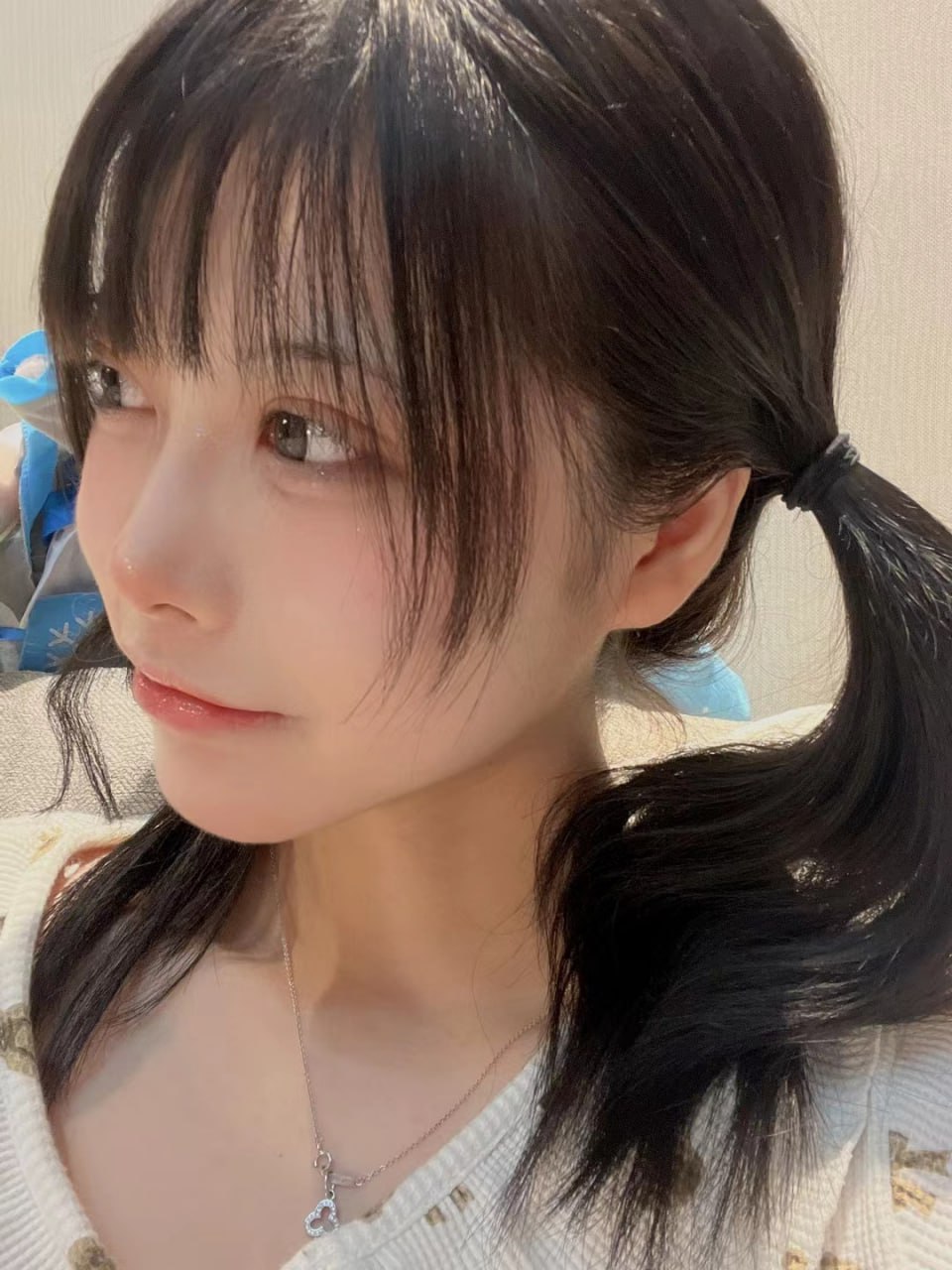 可爱清纯萝莉嫩妹子大尺度私拍收费套图视频