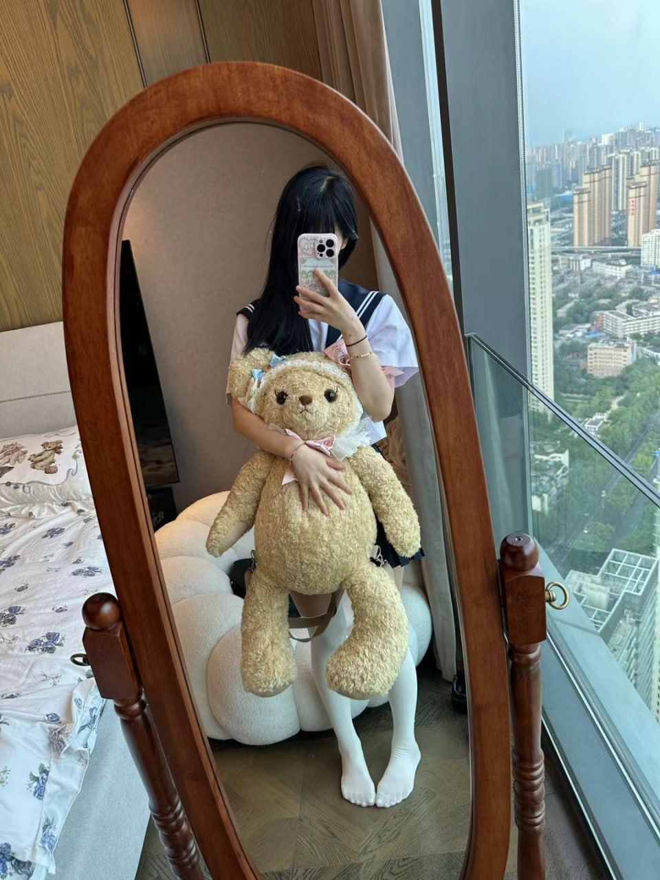 可爱清纯萝莉嫩妹子大尺度私拍收费套图视频