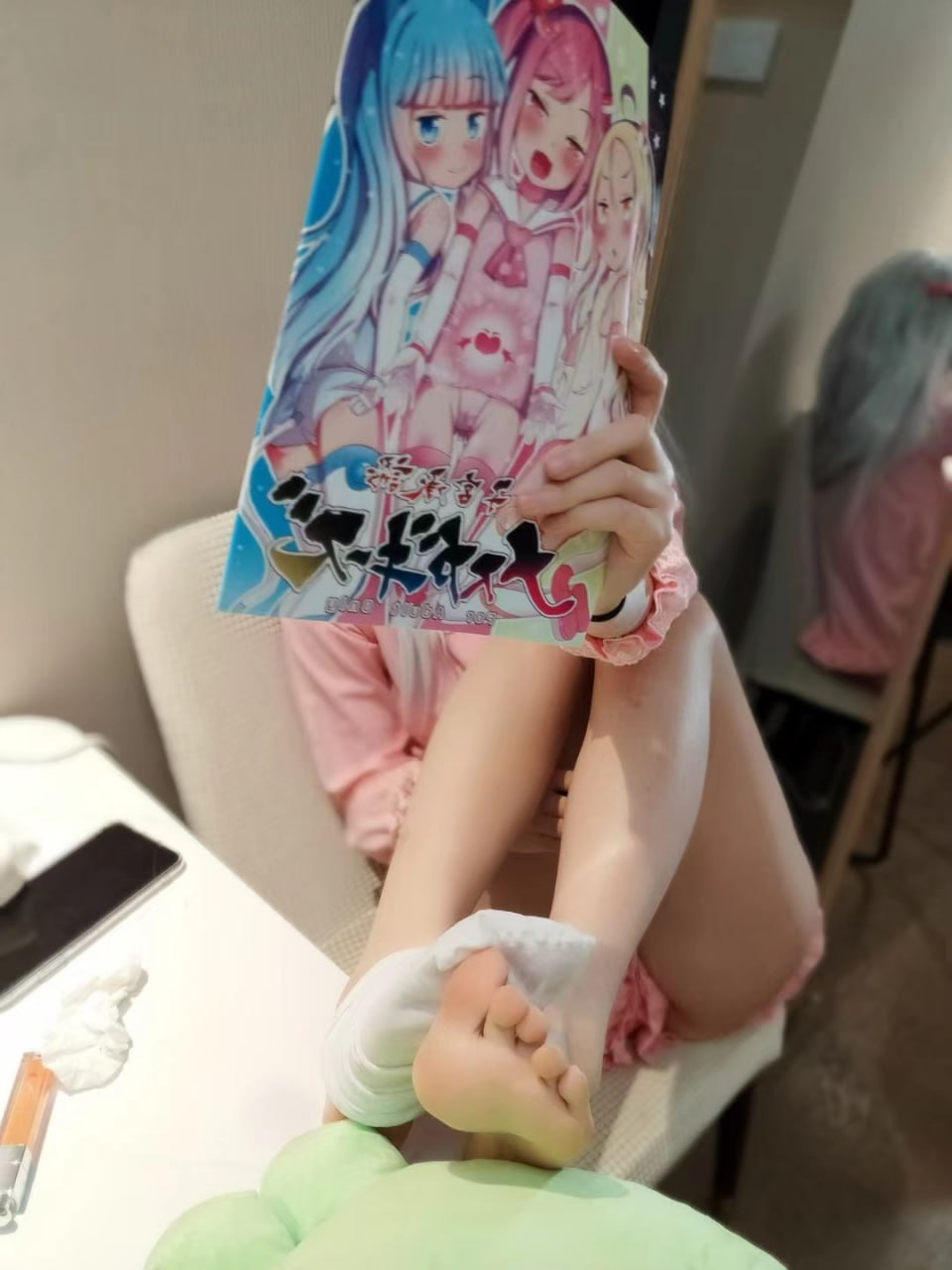 可爱清纯萝莉嫩妹子大尺度私拍收费套图视频