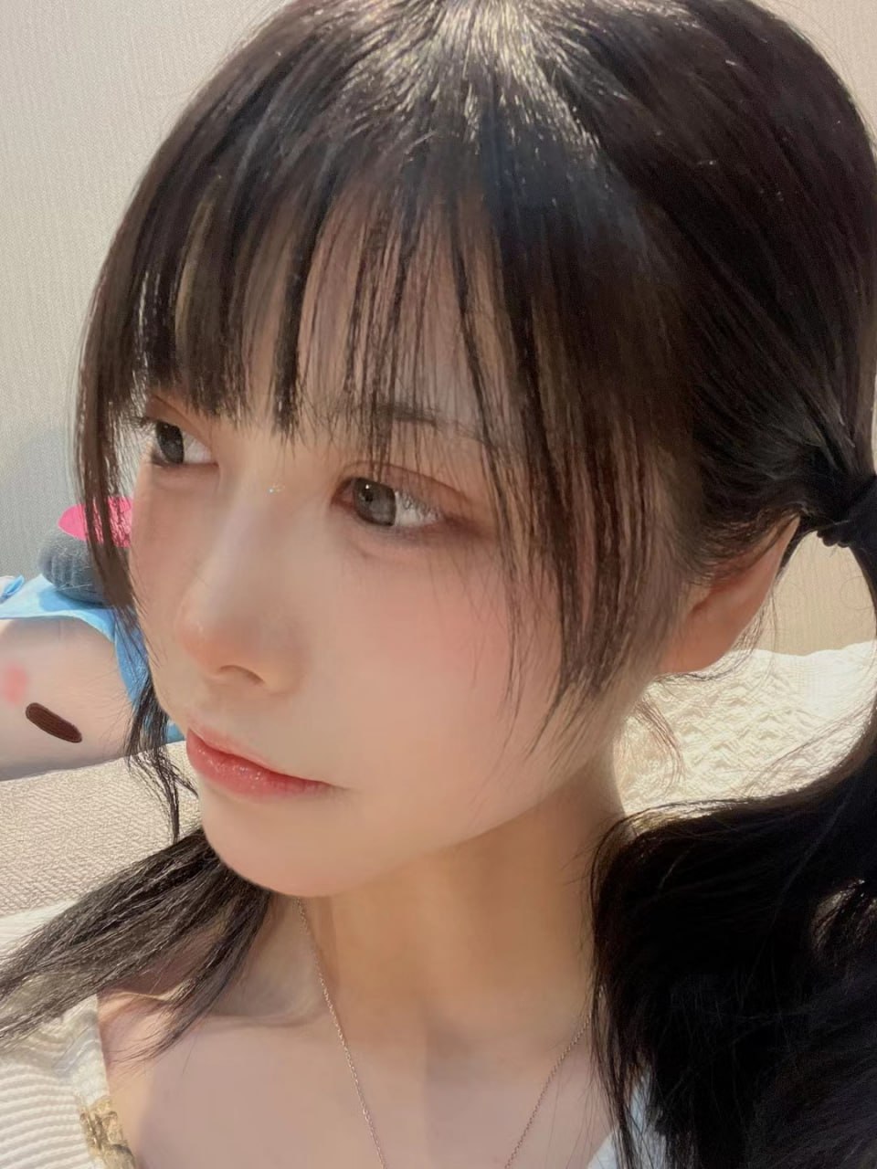 可爱清纯萝莉嫩妹子大尺度私拍收费套图视频