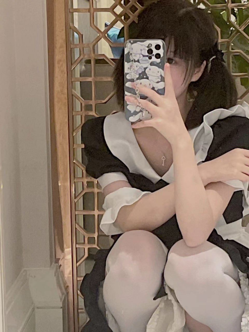 可爱清纯萝莉嫩妹子大尺度私拍收费套图视频