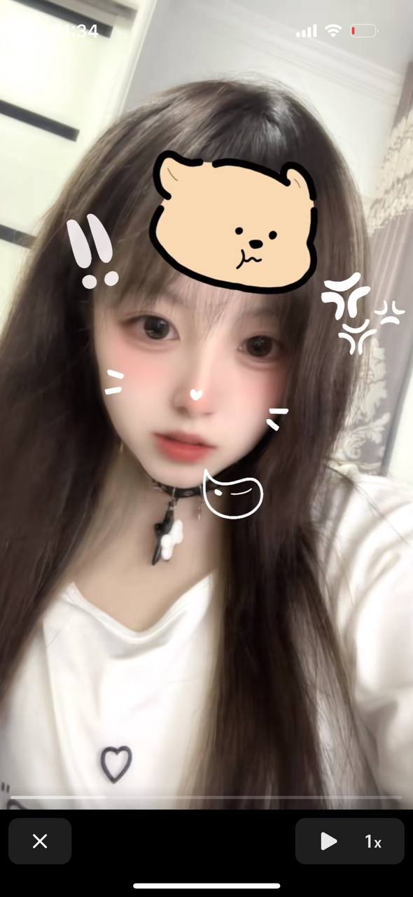 推特极品颜值身材的学生妹自拍，这奶子真不小，颜值高身材极品，简直人间极品