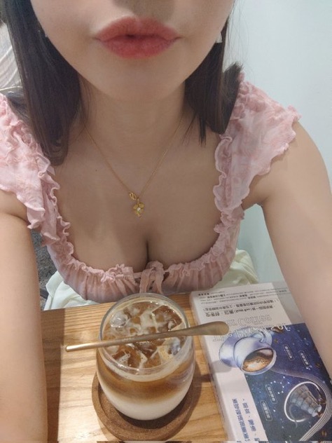 台灣健身網紅@ssrpeach(AsianPeachyQueen) Onlyfans尺度作品合集