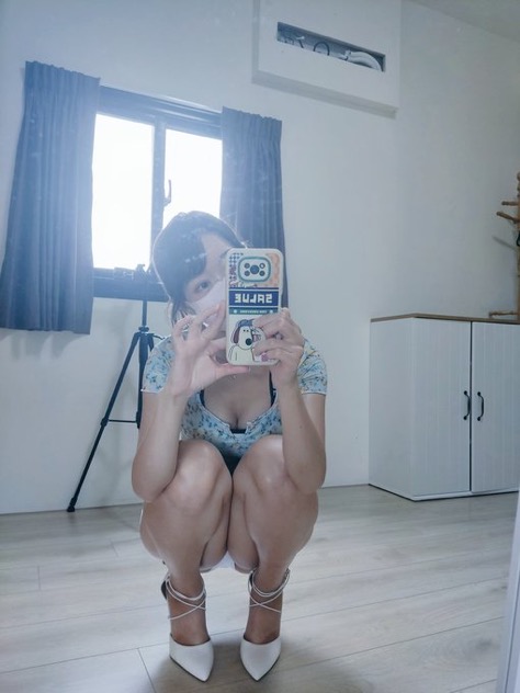 台灣健身網紅@ssrpeach(AsianPeachyQueen) Onlyfans尺度作品合集