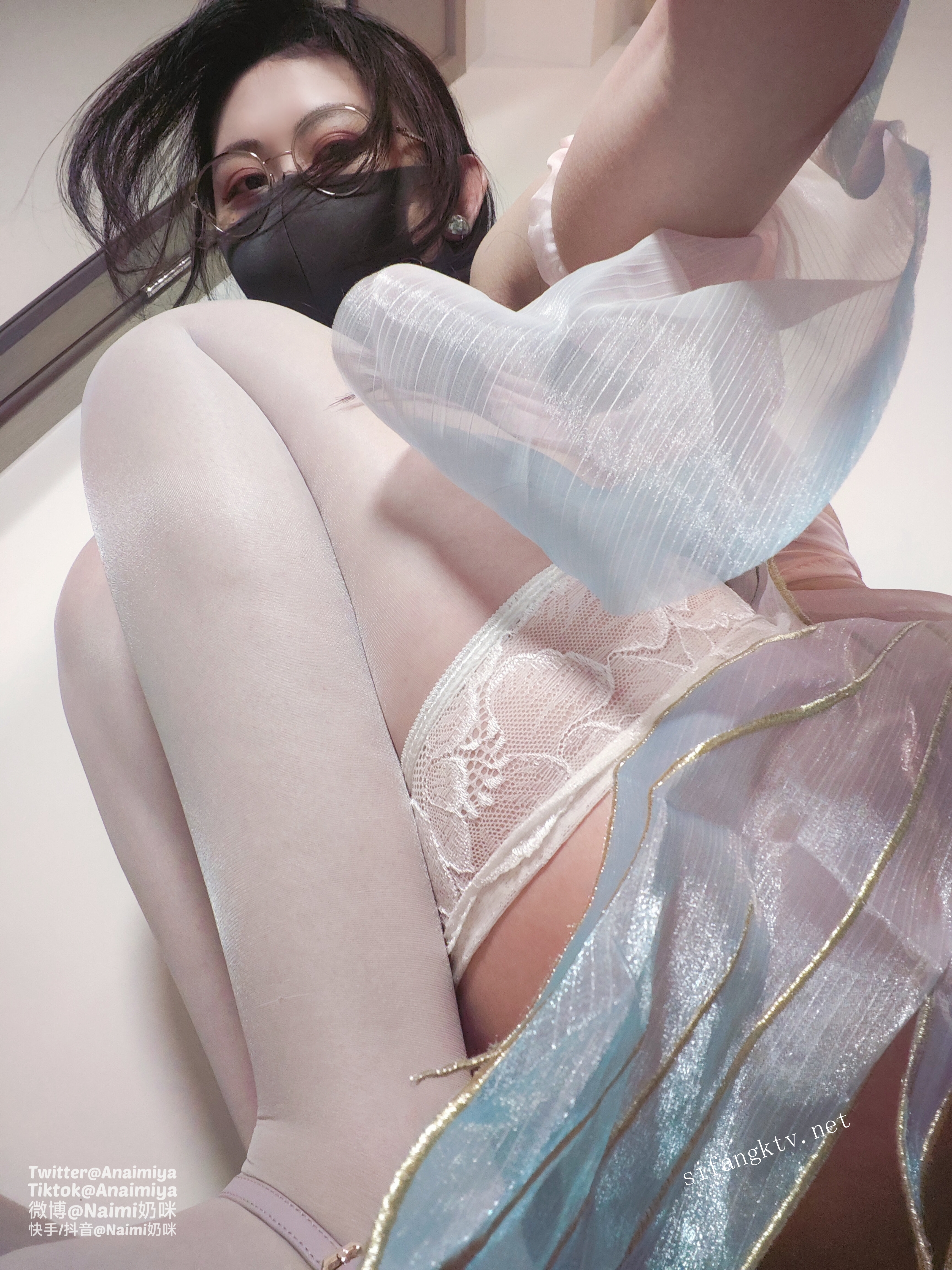 抖音网红反差母狗『奶咪Naimi』最新六月新作裸舞小恶魔+美人鱼性感换装超清4K