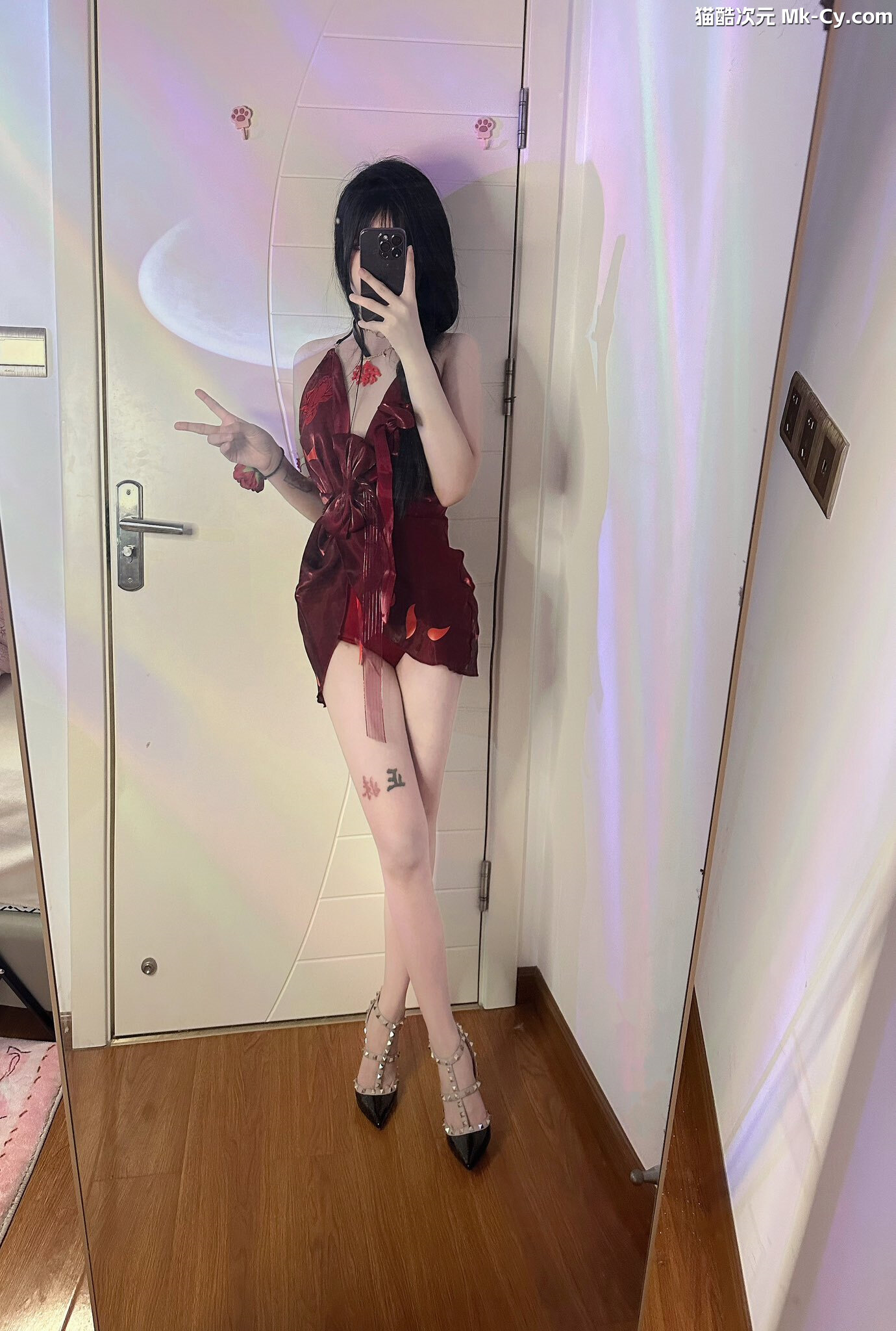 最新网红瓜曝光，抖音二次元卡哇伊可盐可甜高颜美少女【小九酱】露脸定制私拍，美鲍美菊道具自慰啪啪呻吟销魂，撸点很高