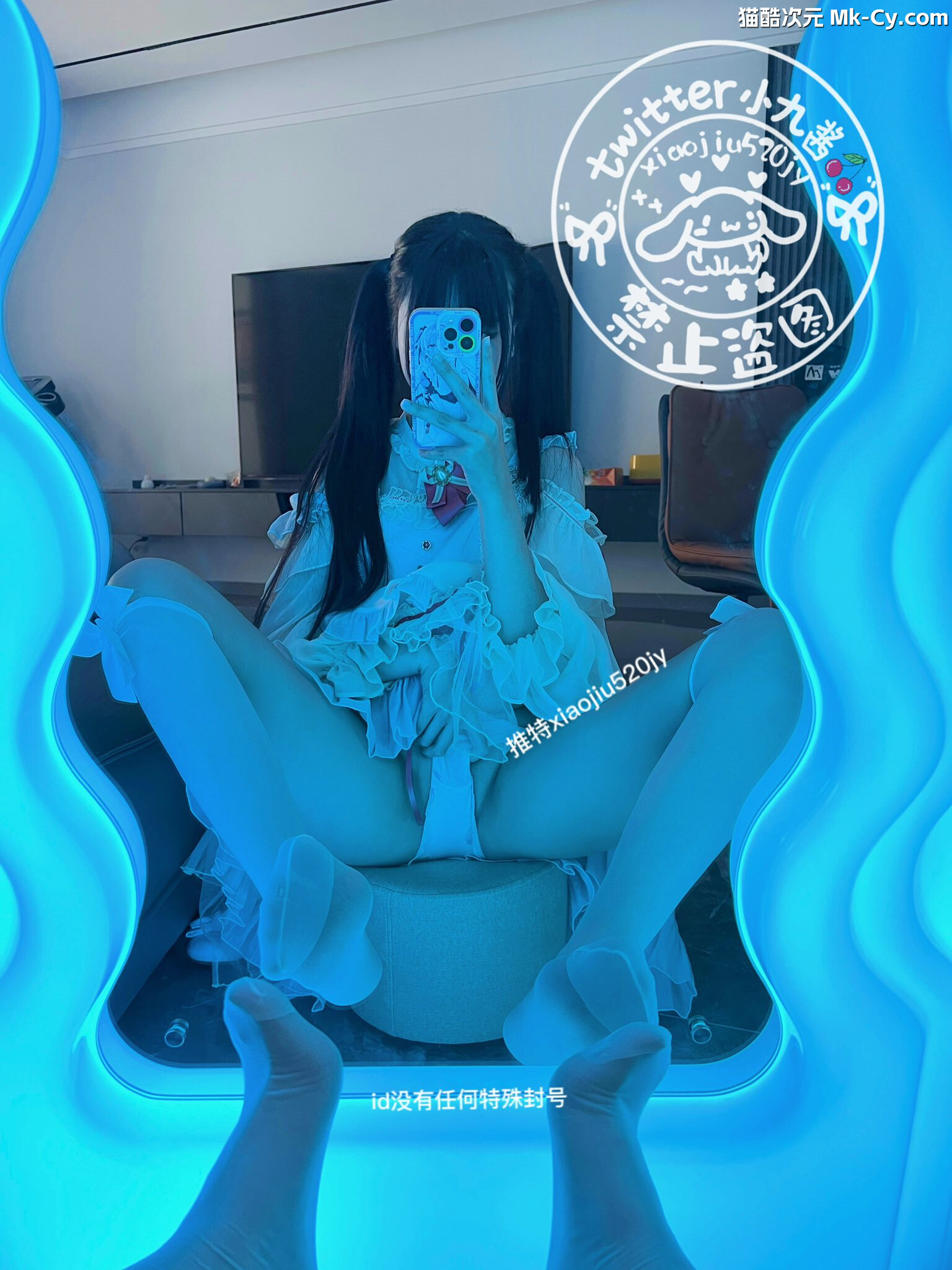 最新网红瓜曝光，抖音二次元卡哇伊可盐可甜高颜美少女【小九酱】露脸定制私拍，美鲍美菊道具自慰啪啪呻吟销魂，撸点很高