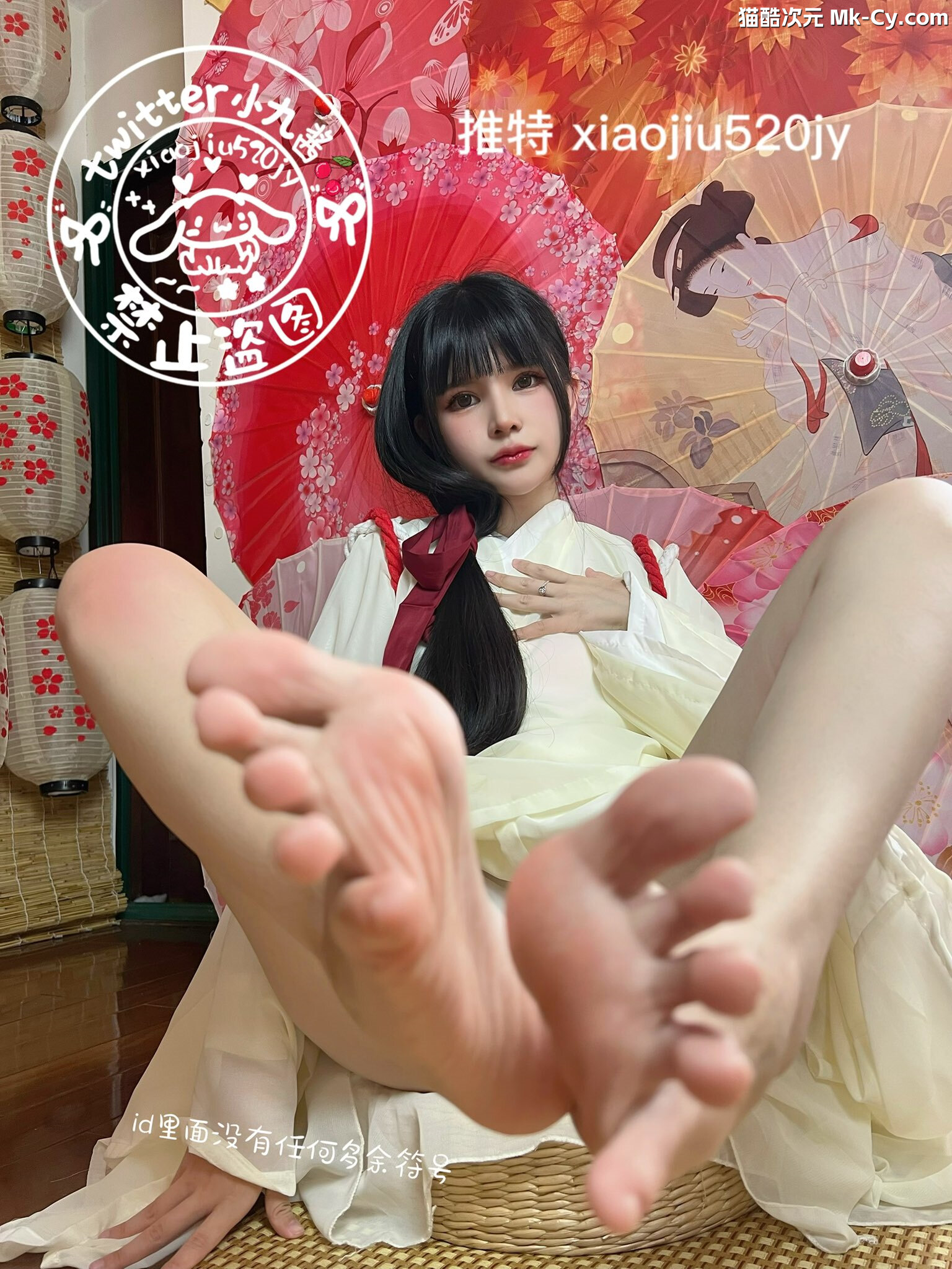 最新网红瓜曝光，抖音二次元卡哇伊可盐可甜高颜美少女【小九酱】露脸定制私拍，美鲍美菊道具自慰啪啪呻吟销魂，撸点很高