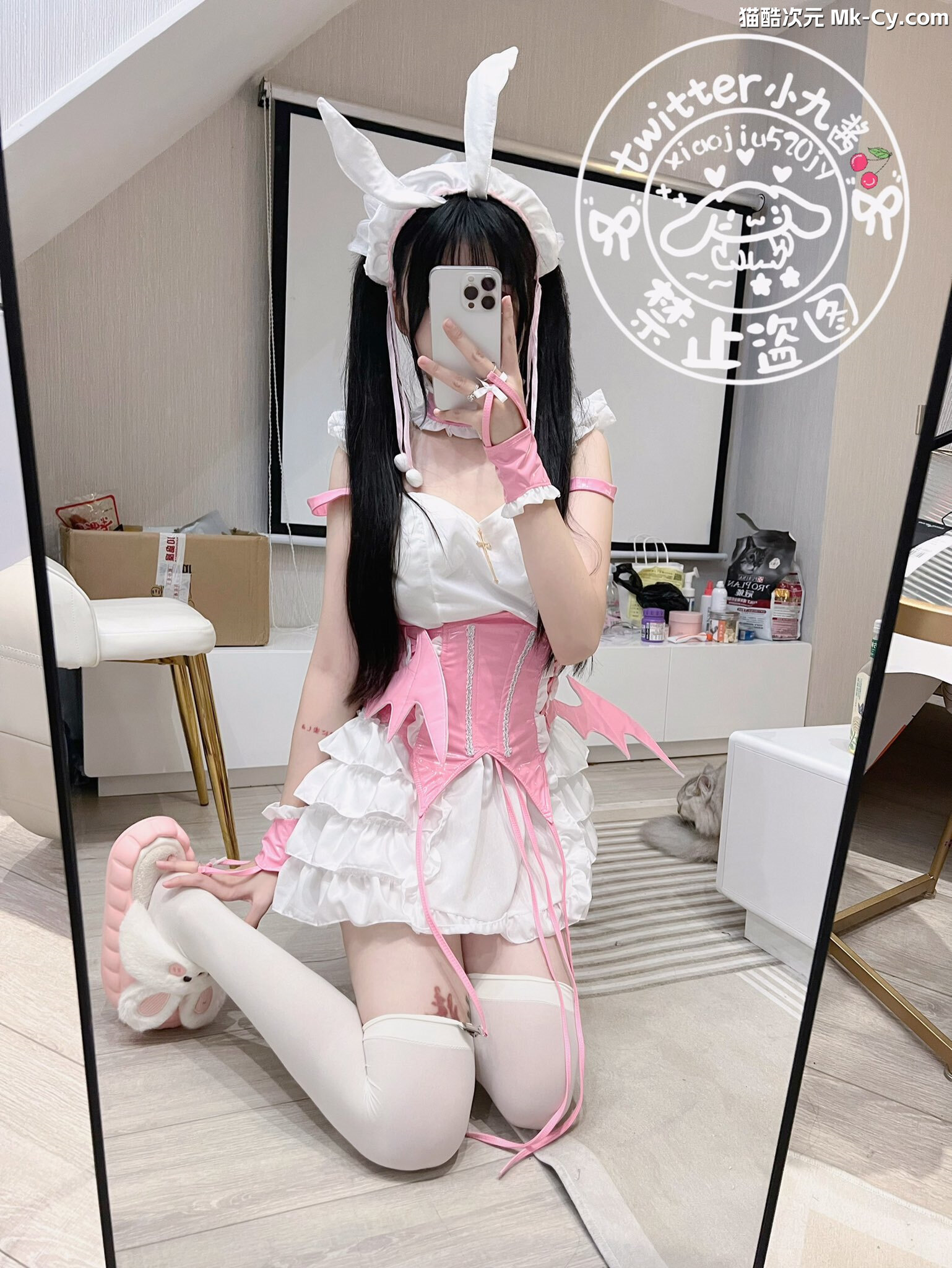 最新网红瓜曝光，抖音二次元卡哇伊可盐可甜高颜美少女【小九酱】露脸定制私拍，美鲍美菊道具自慰啪啪呻吟销魂，撸点很高