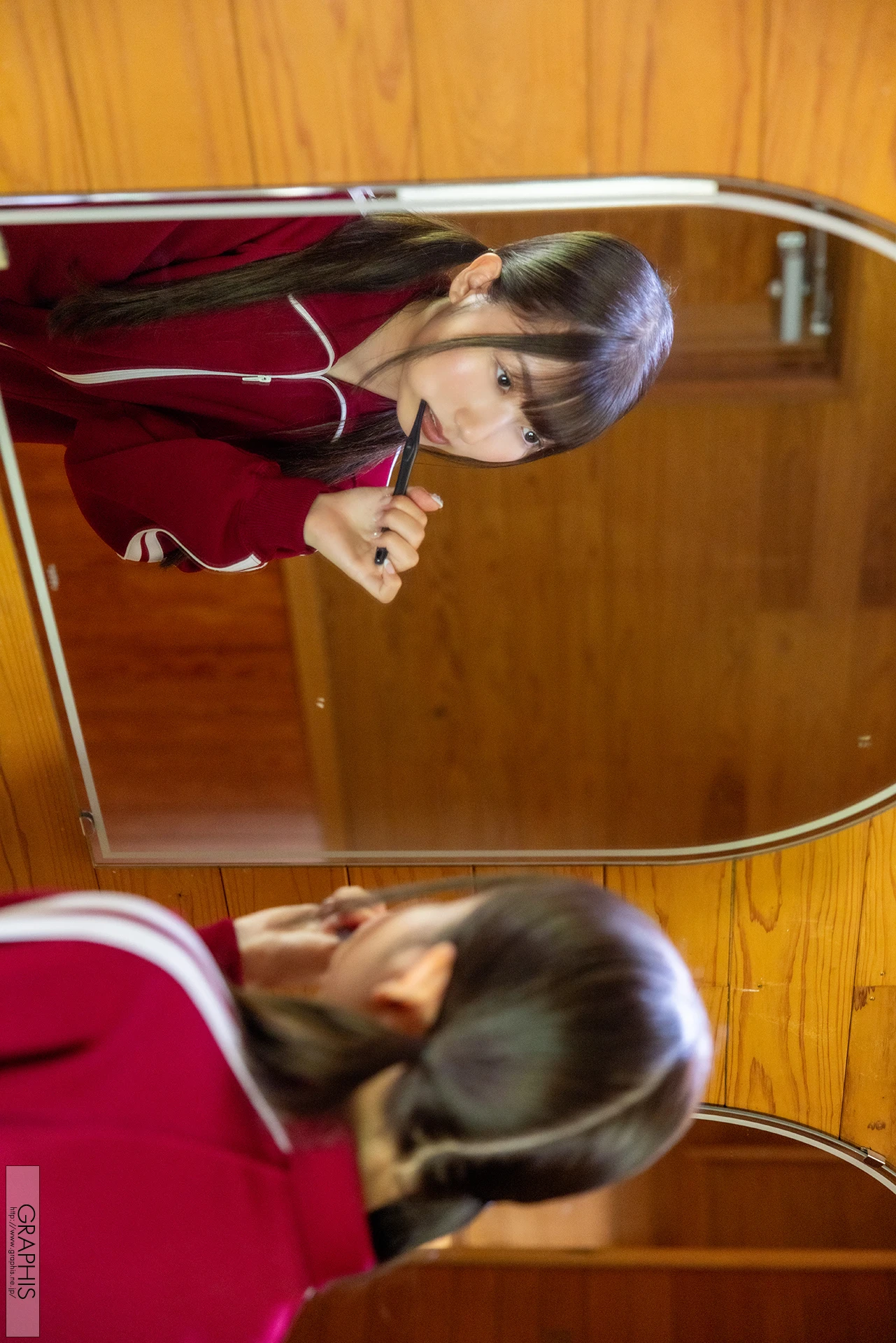 Miyu Aizawa 逢沢みゆ, Graphis New Year’s Holiday Special 2026 Vol.04