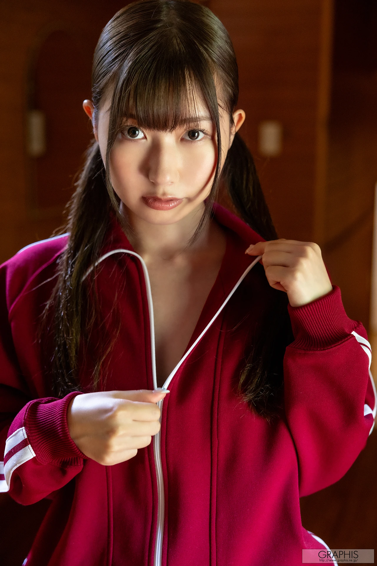 Miyu Aizawa 逢沢みゆ, Graphis New Year’s Holiday Special 2026 Vol.04